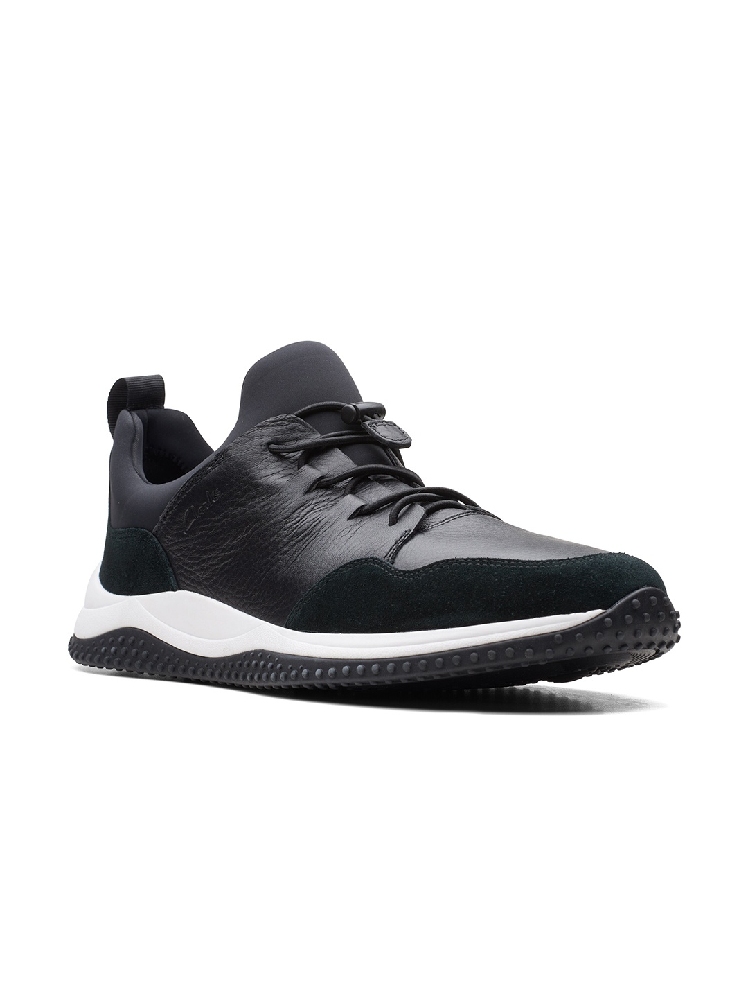 

Clarks Men Puxton Ease Cricket Shoes, Black