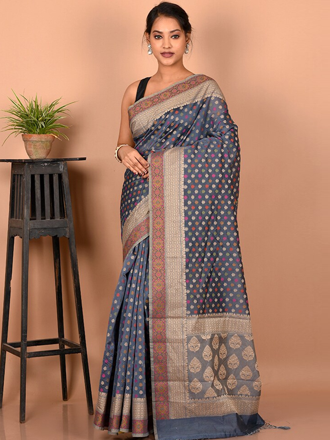 

AllSilks Ethnic Motifs Zari Saree, Grey