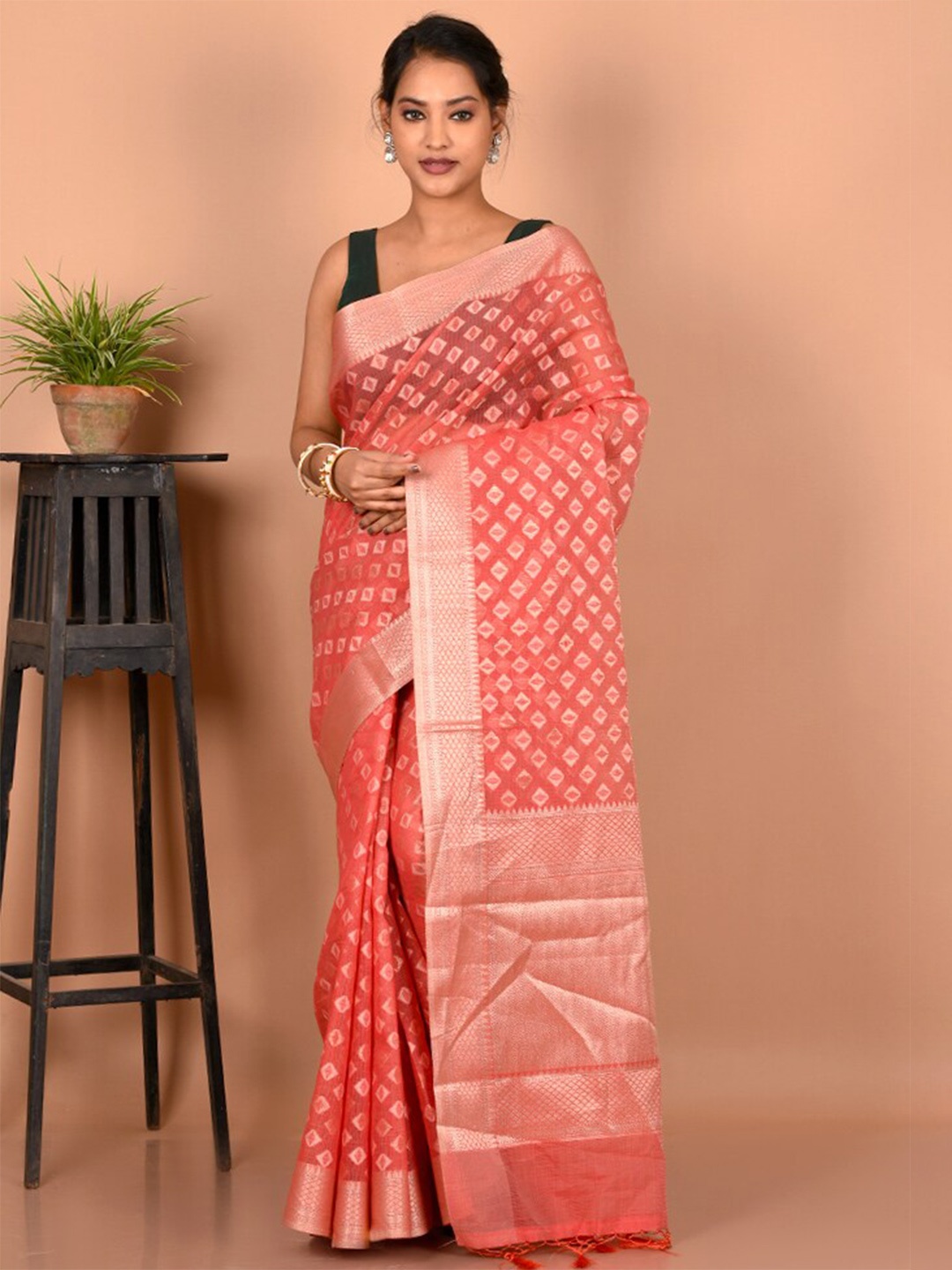 

AllSilks Women Zari Saree, Pink