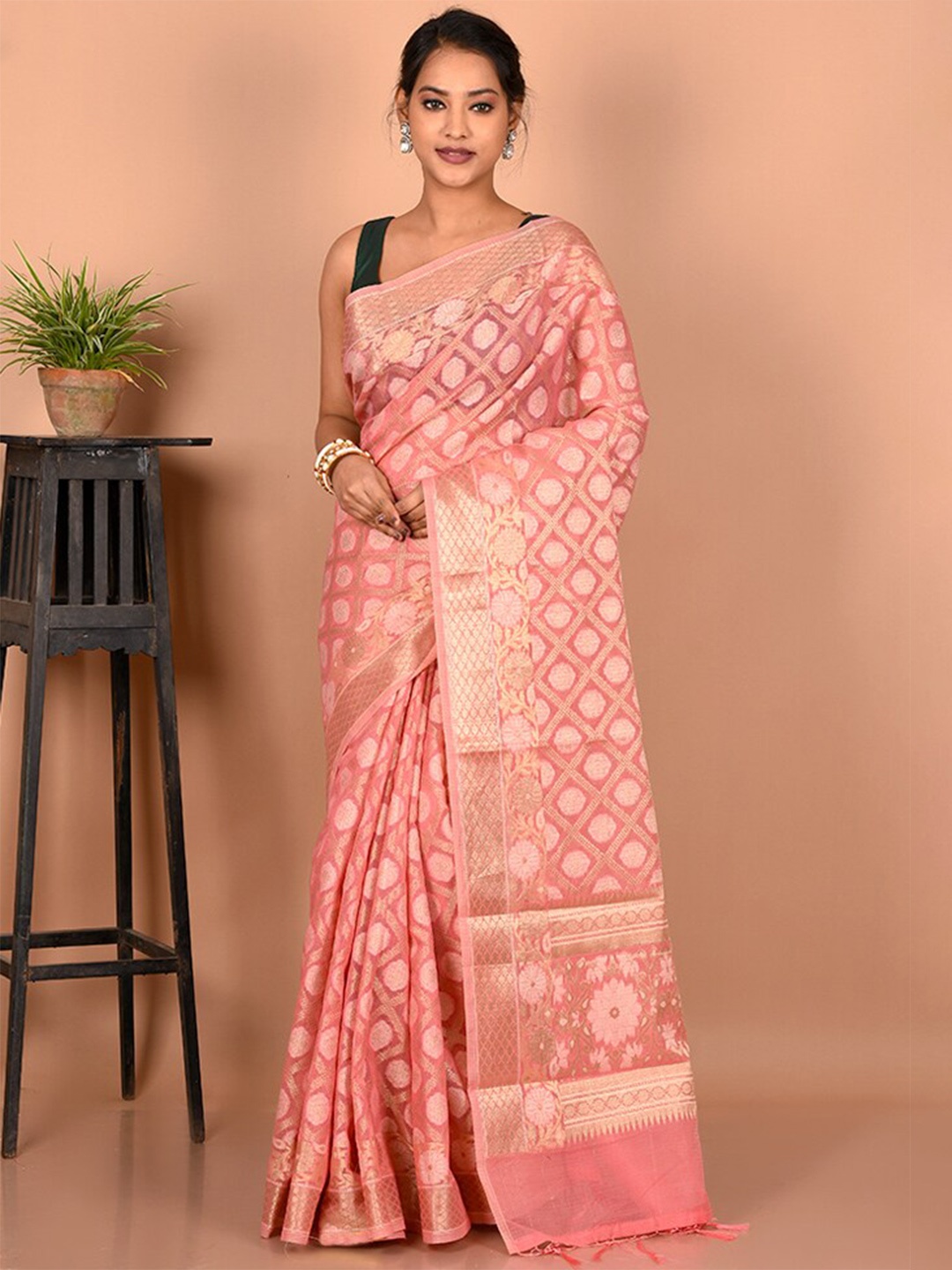 

AllSilks Women Zari Saree, Pink