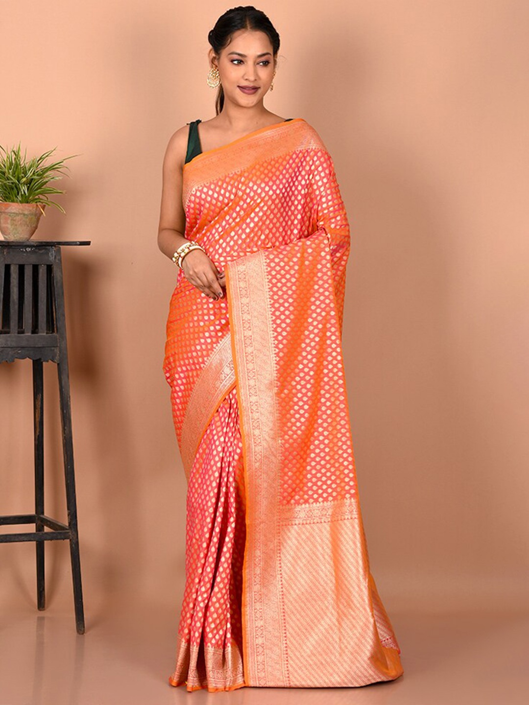 

AllSilks Pink & Gold-Toned Ethnic Motifs Zari Silk Blend Uppada Saree