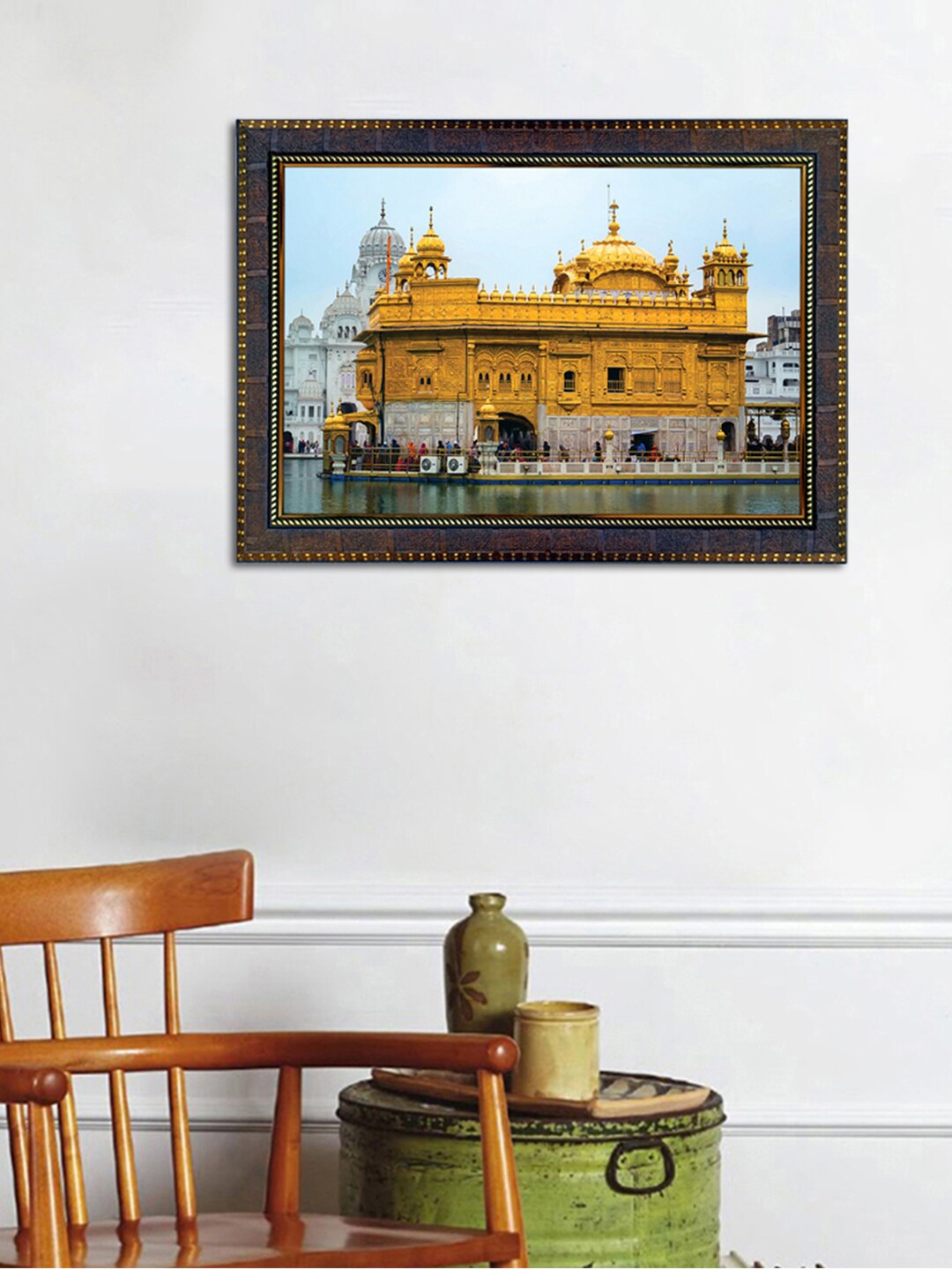 

WENS Brown Golden Temple Wall Art