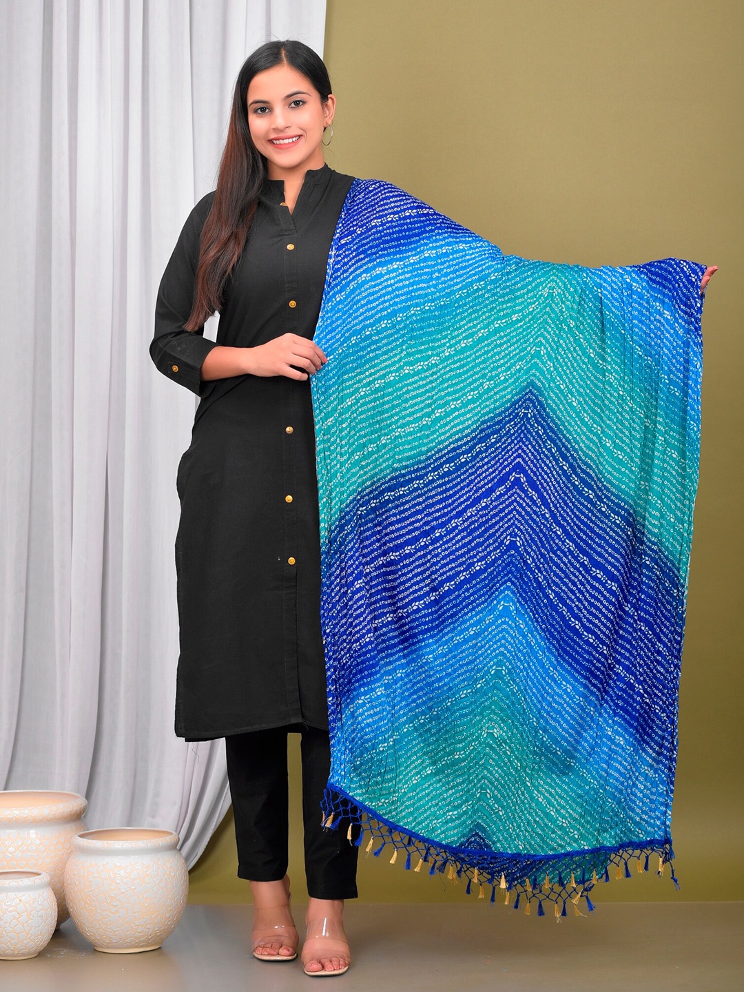 

HANDICRAFT PALACE Blue & White Printed Bandhani Dupatta