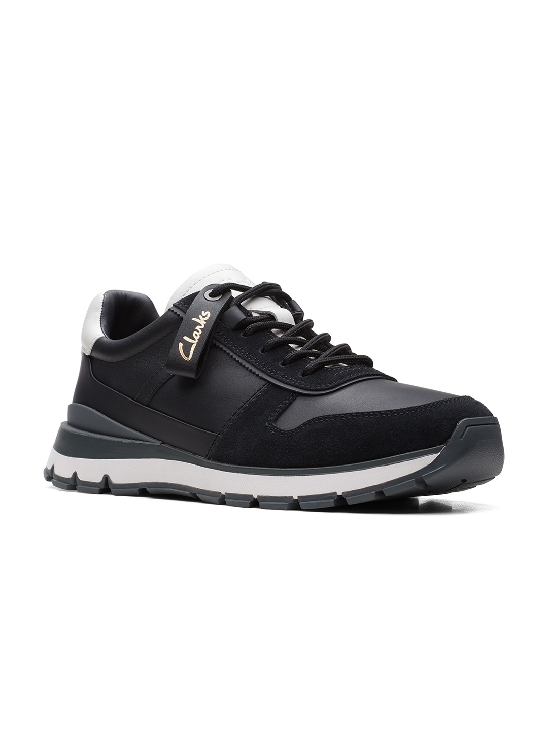 

Clarks Men Colourblocked Lightweight Sneakers, Black