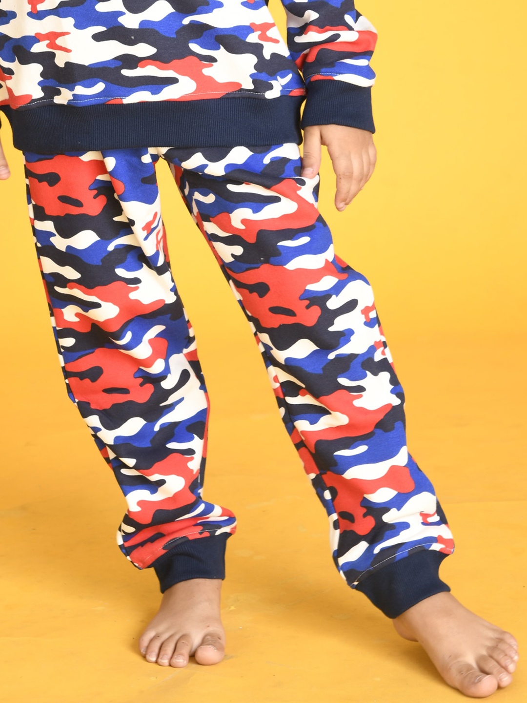 

Anthrilo Boys Printed Fleece Joggers, White