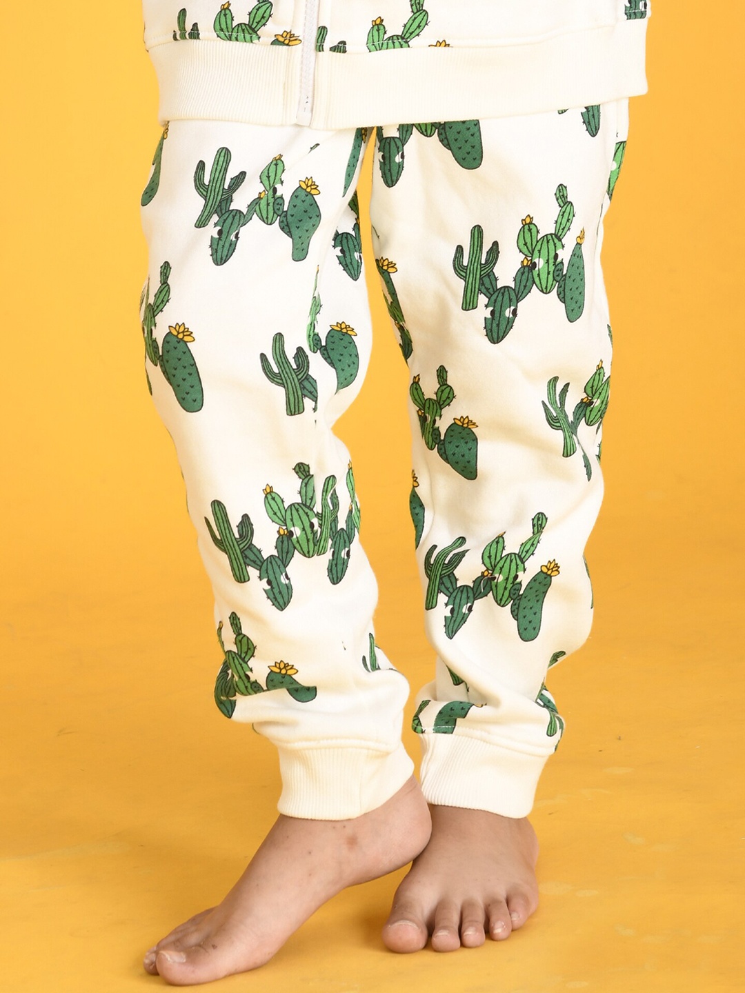 

Anthrilo Boys Floral Printed Relaxed High-Rise Easy Wash Trousers, White