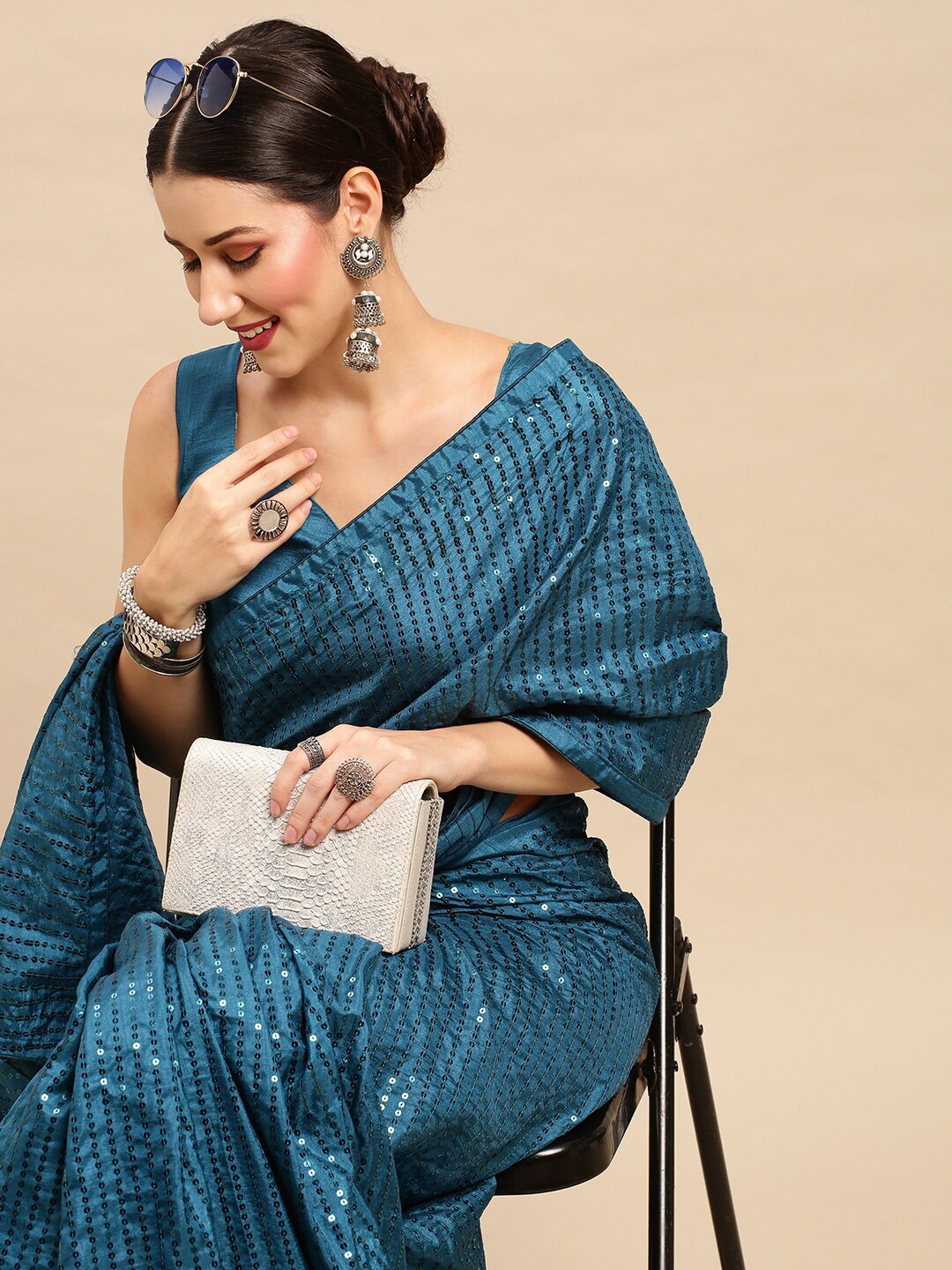 

Anouk Embellished Sequinned Saree, Teal