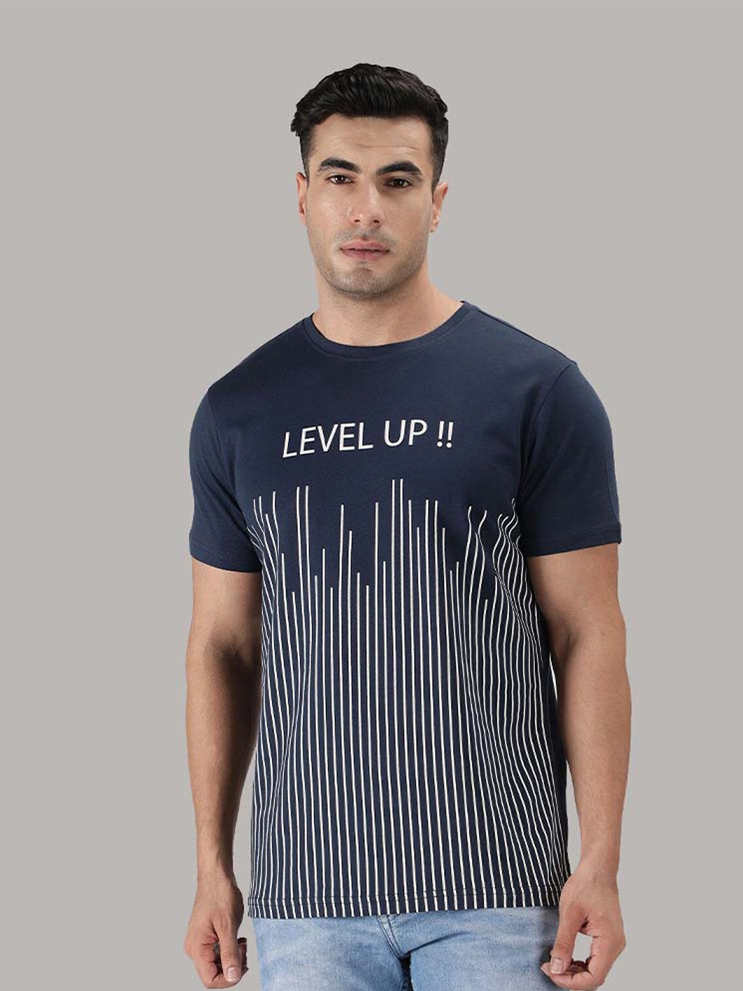 

Nimble Men Navy Blue Striped T-shirt