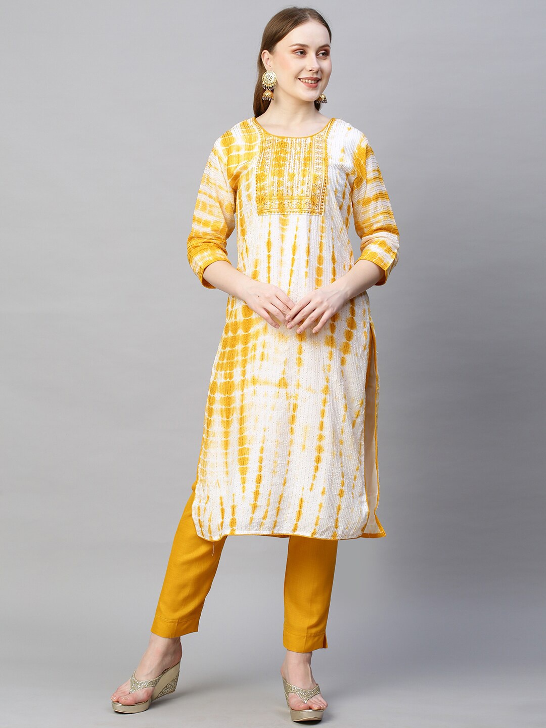 

POONAM DESIGNER Women Dyed Chanderi Cotton Kurta with Trousers & With Dupatta, Yellow