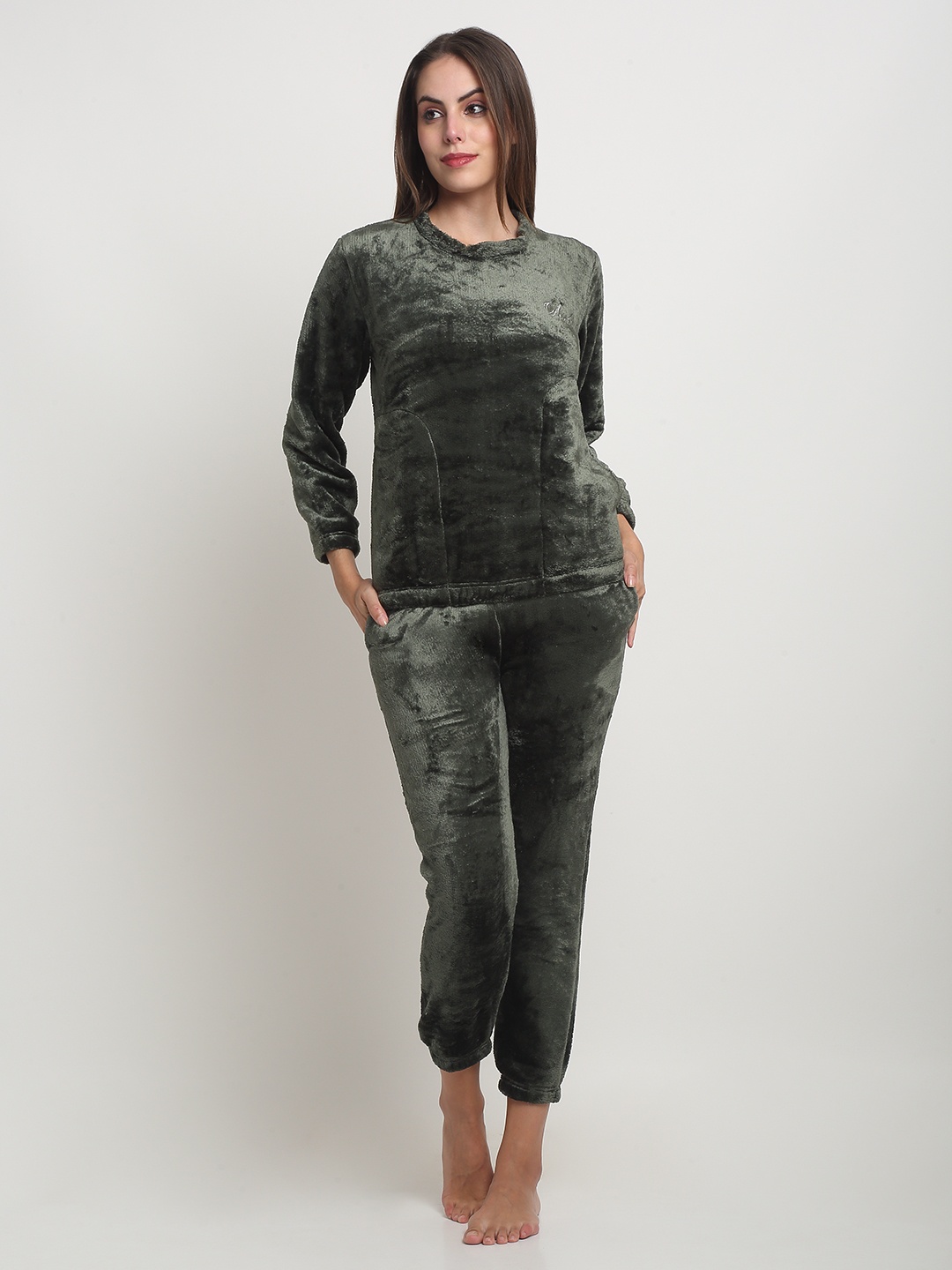 

Arrabi Women Round Neck Night suit, Green