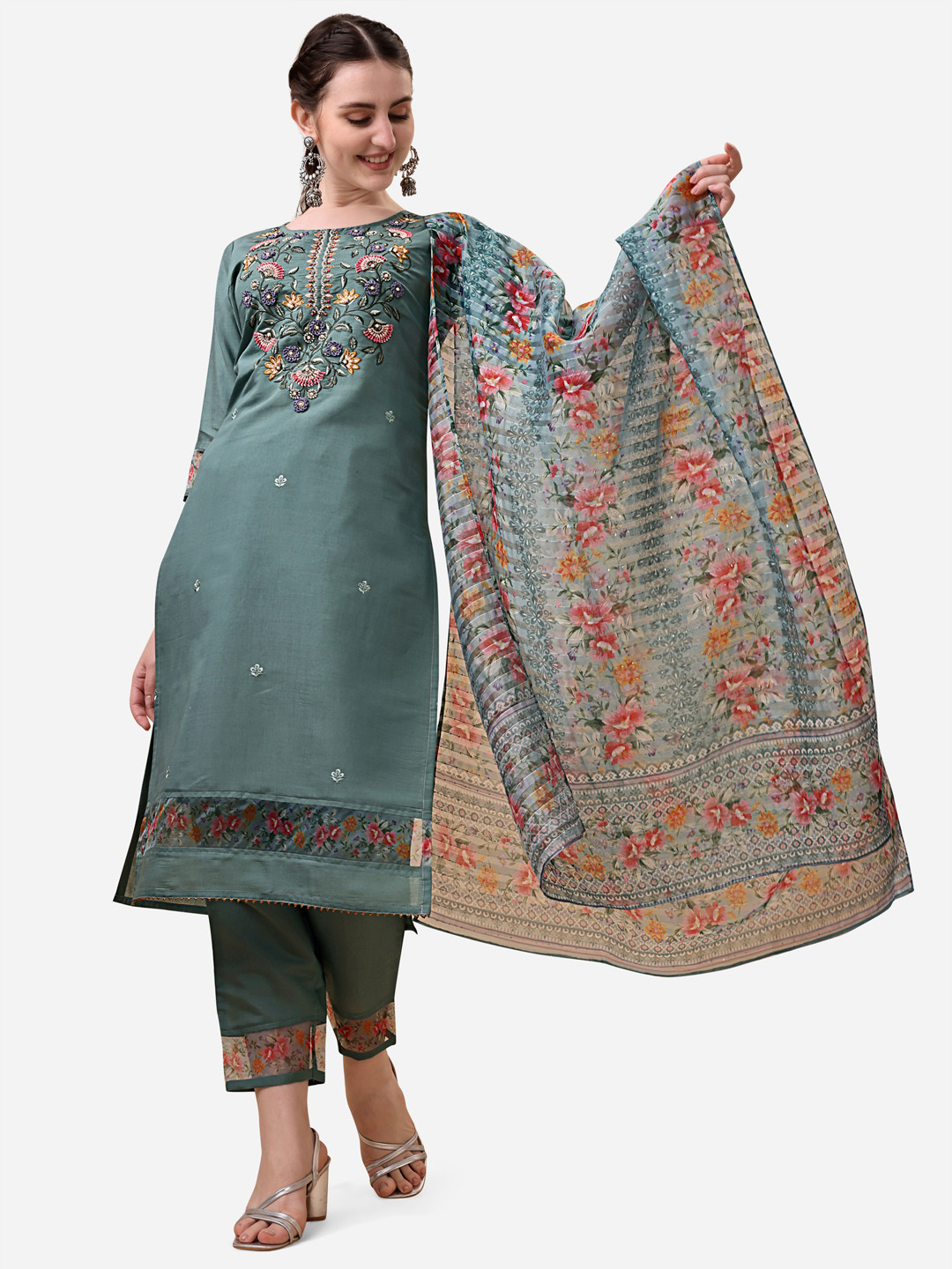 

Berrylicious Women Floral Thread Work Embroidered Kurta With Trousers & Dupatta, Green