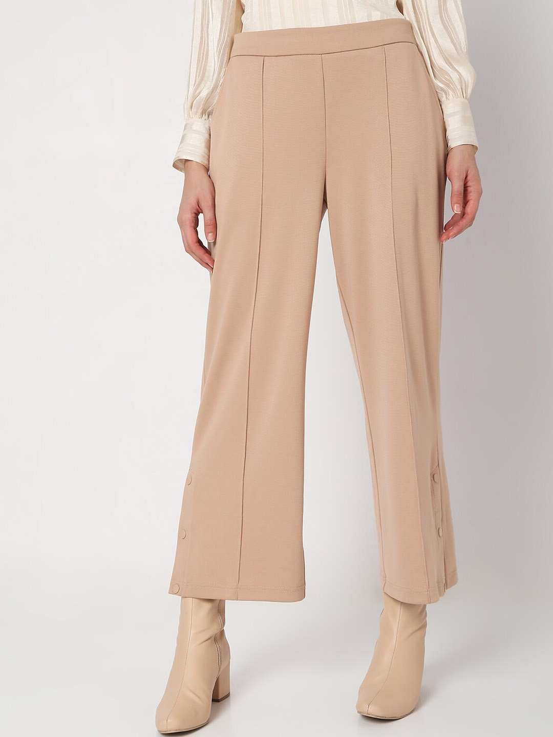 

Vero Moda Women Flared Pleated Trousers, Beige