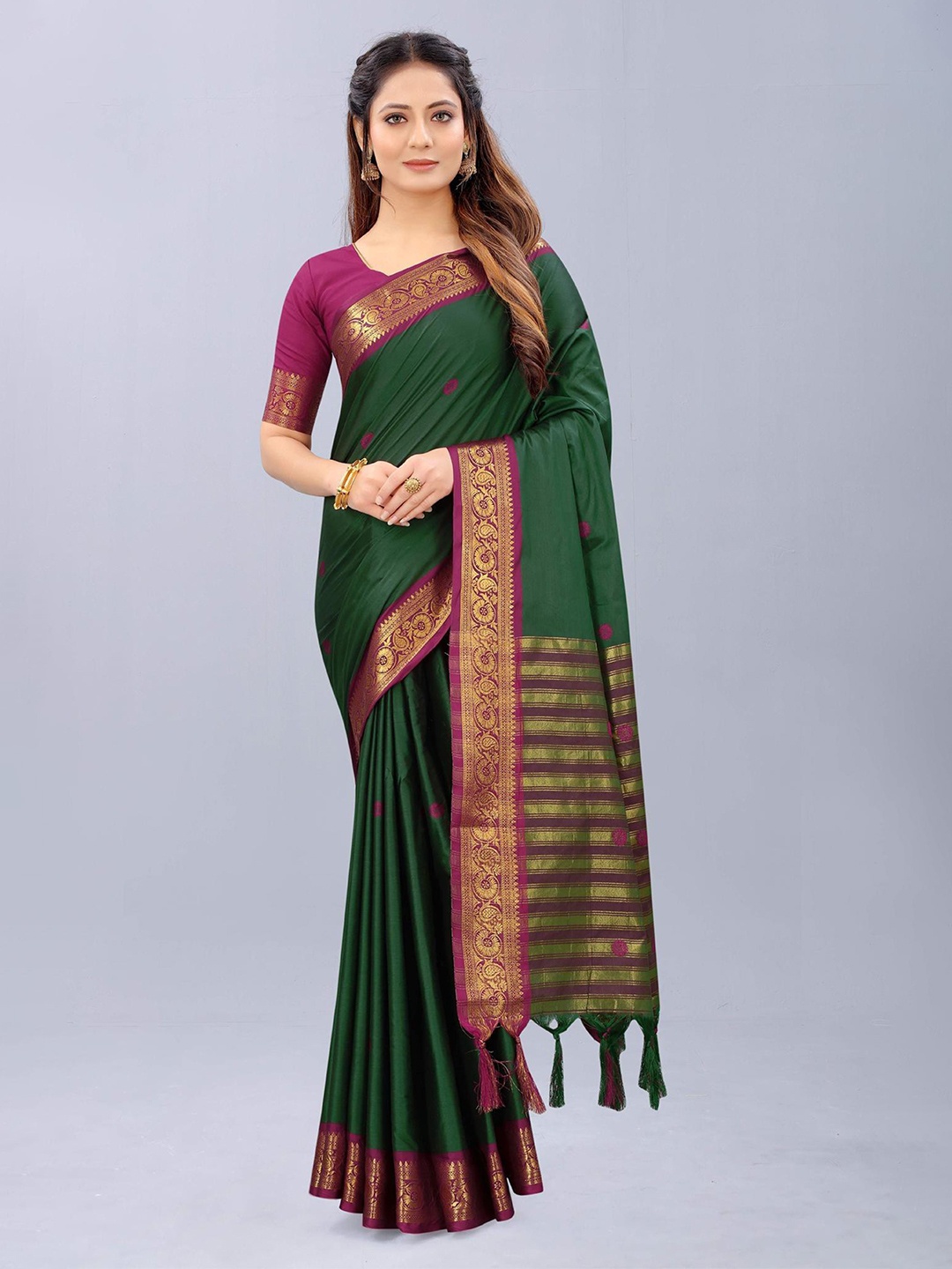 

Paramparik Textile Green & Pink Zari Pure Silk Dharmavaram Saree