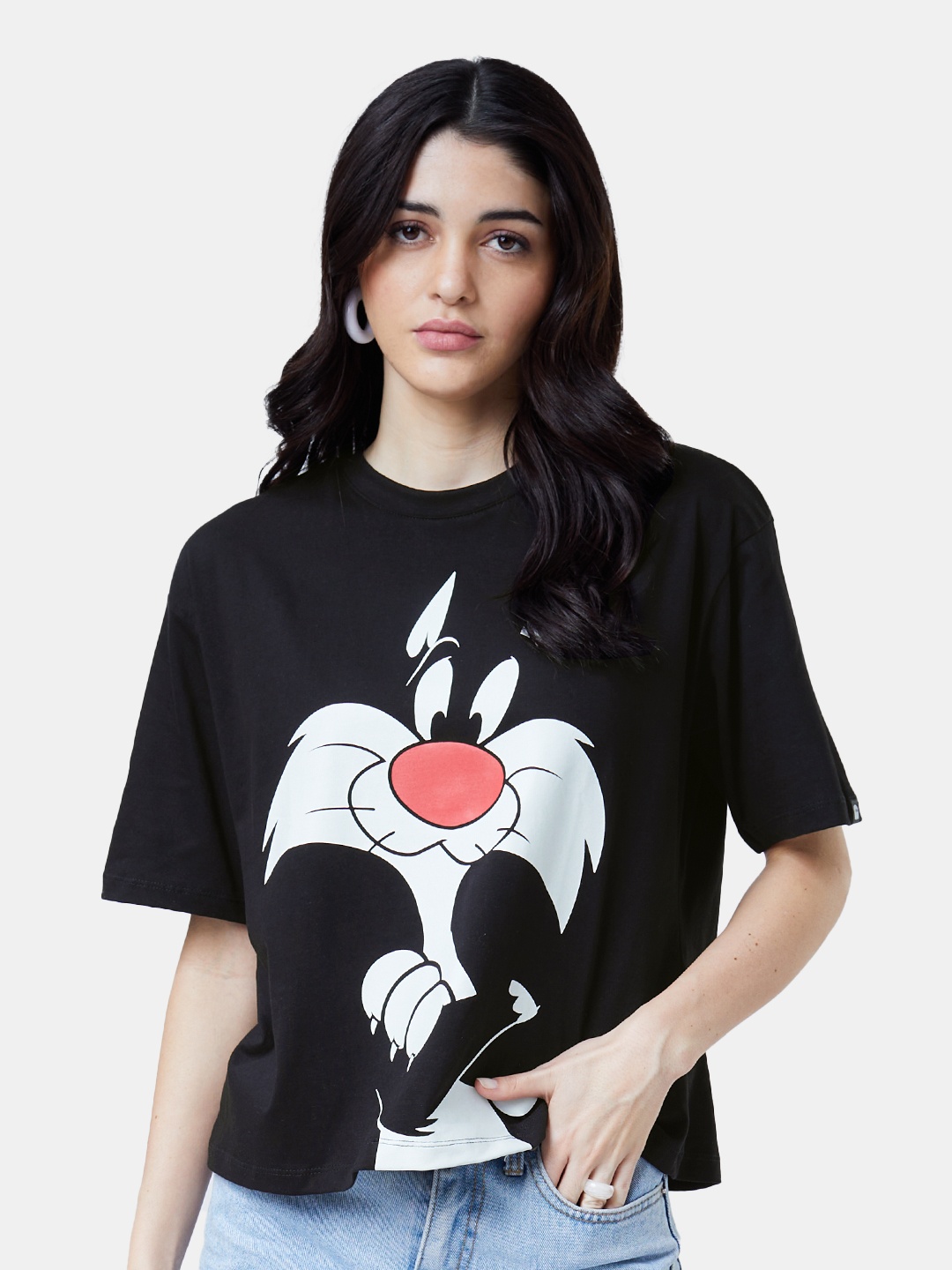 

The souled store Looney Tunes: Sylvester Black Women Oversized T-Shirts