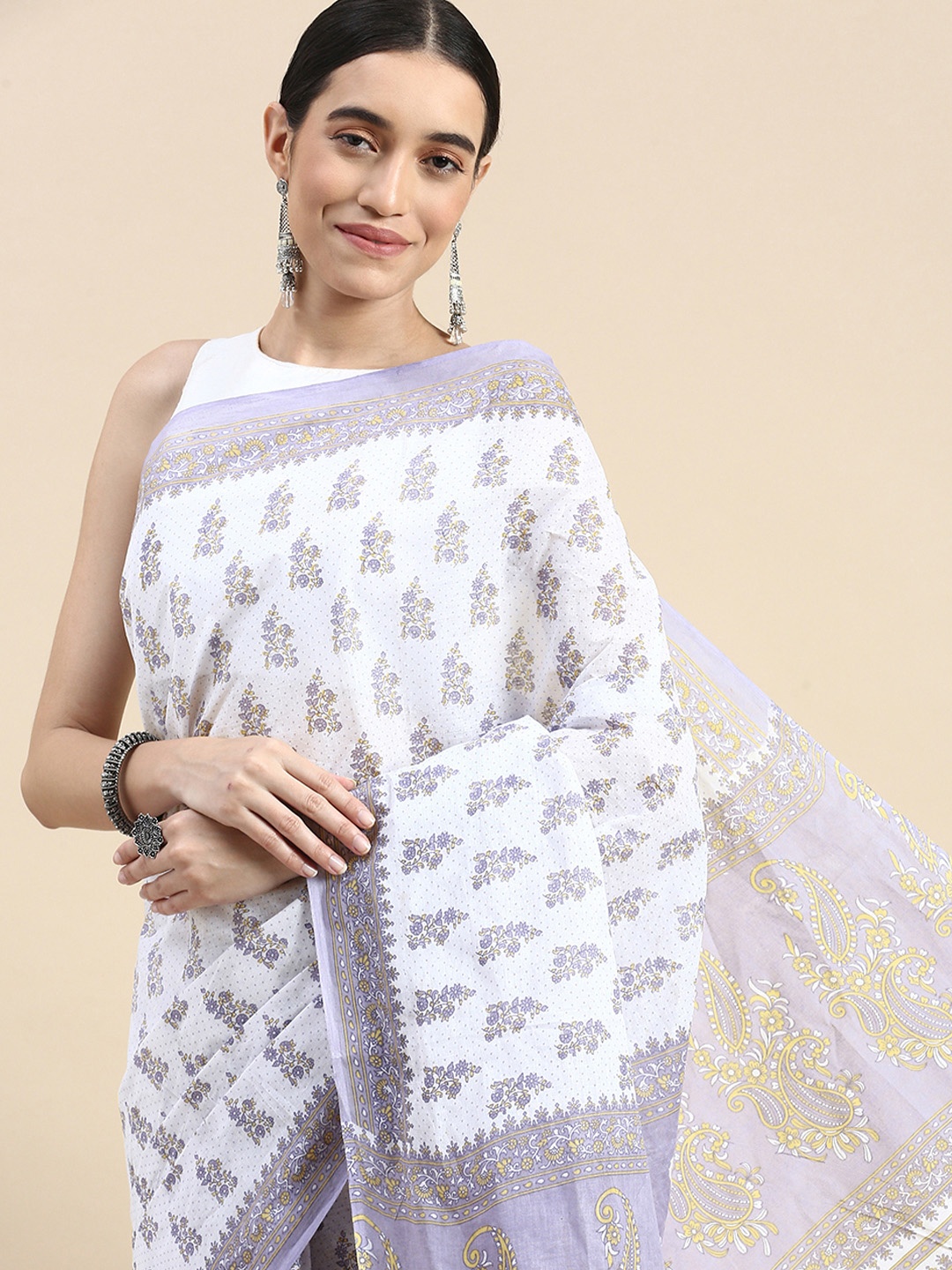 

SHANVIKA Floral Pure Cotton Block Print Saree, Lavender
