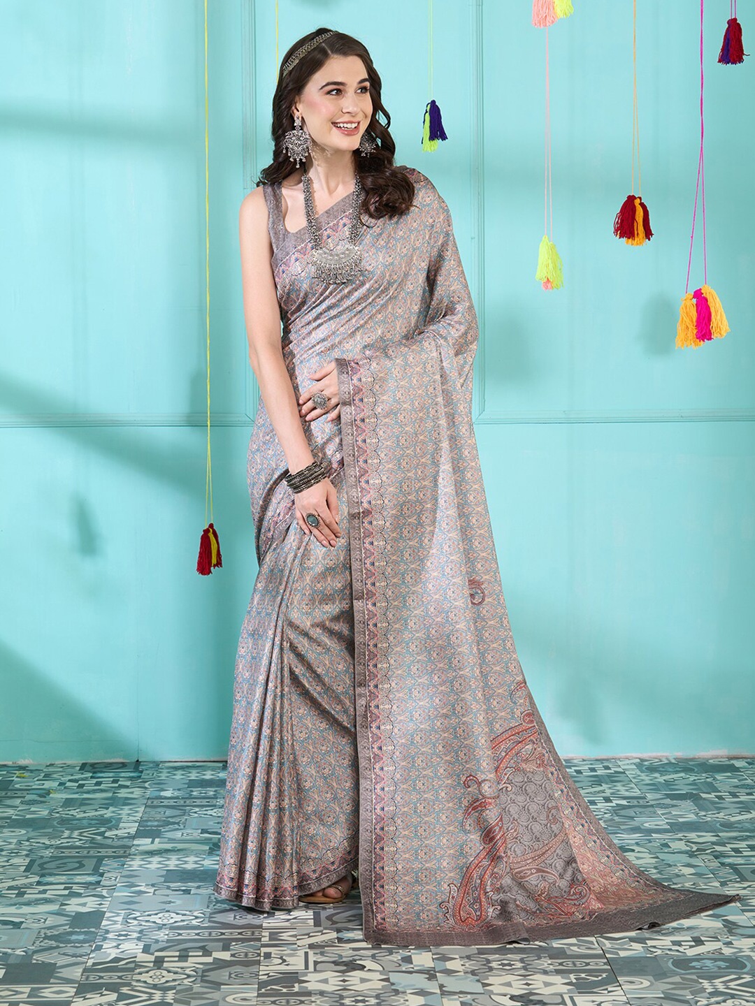 

Saree mall Ethnic Motifs Bagh Silk Blend Sarees, Green