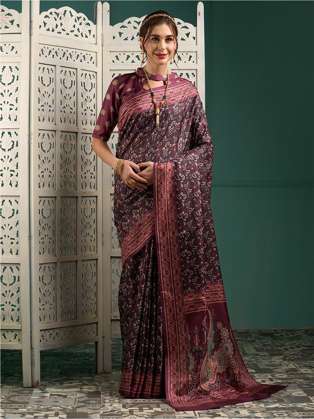 

Saree mall Floral Printed Silk Blend Block Print Sarees, Purple