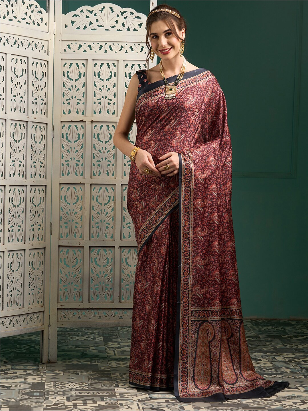 

Saree mall Paisley Silk Blend Block Print Sarees, Burgundy