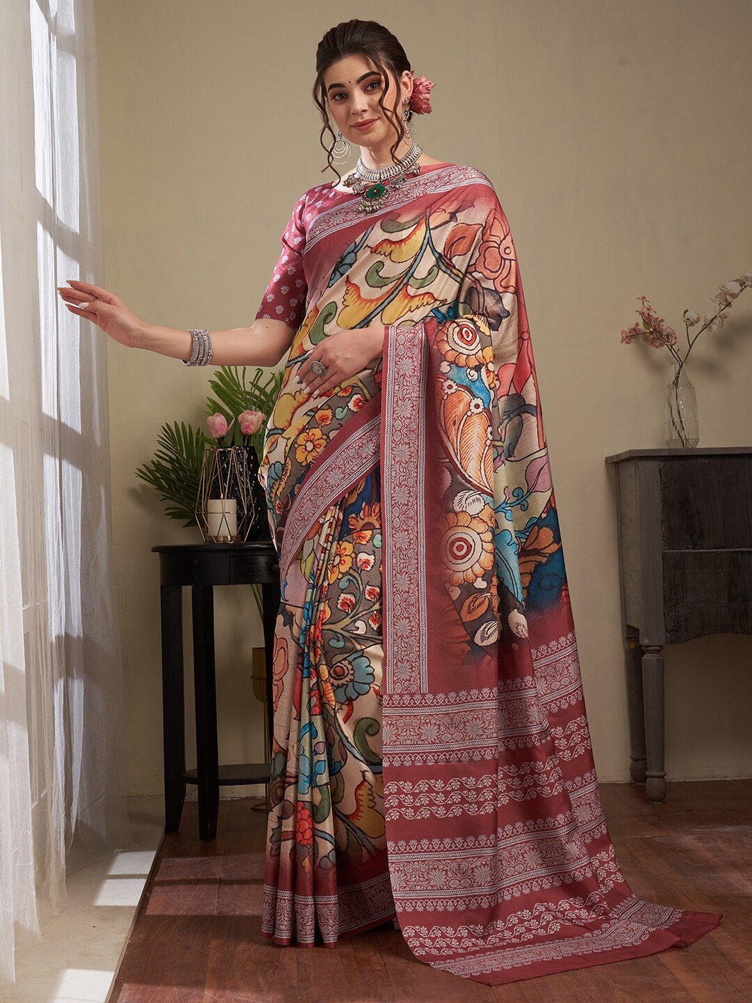

Saree mall Kalamkari Pochampally Silk Blend Sarees, Cream
