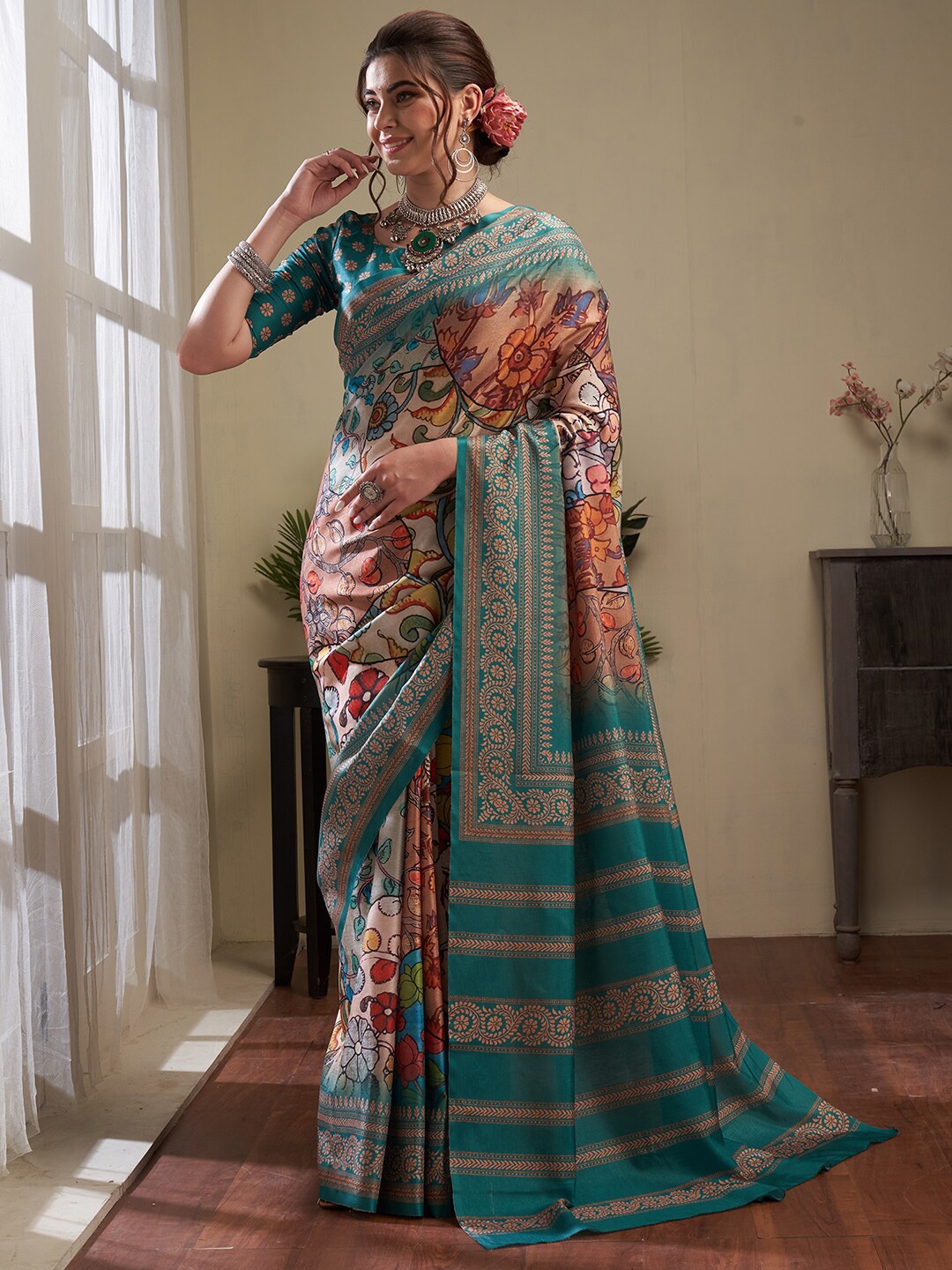 

Saree mall Kalamkari Silk Blend Pochampally Sarees, Cream