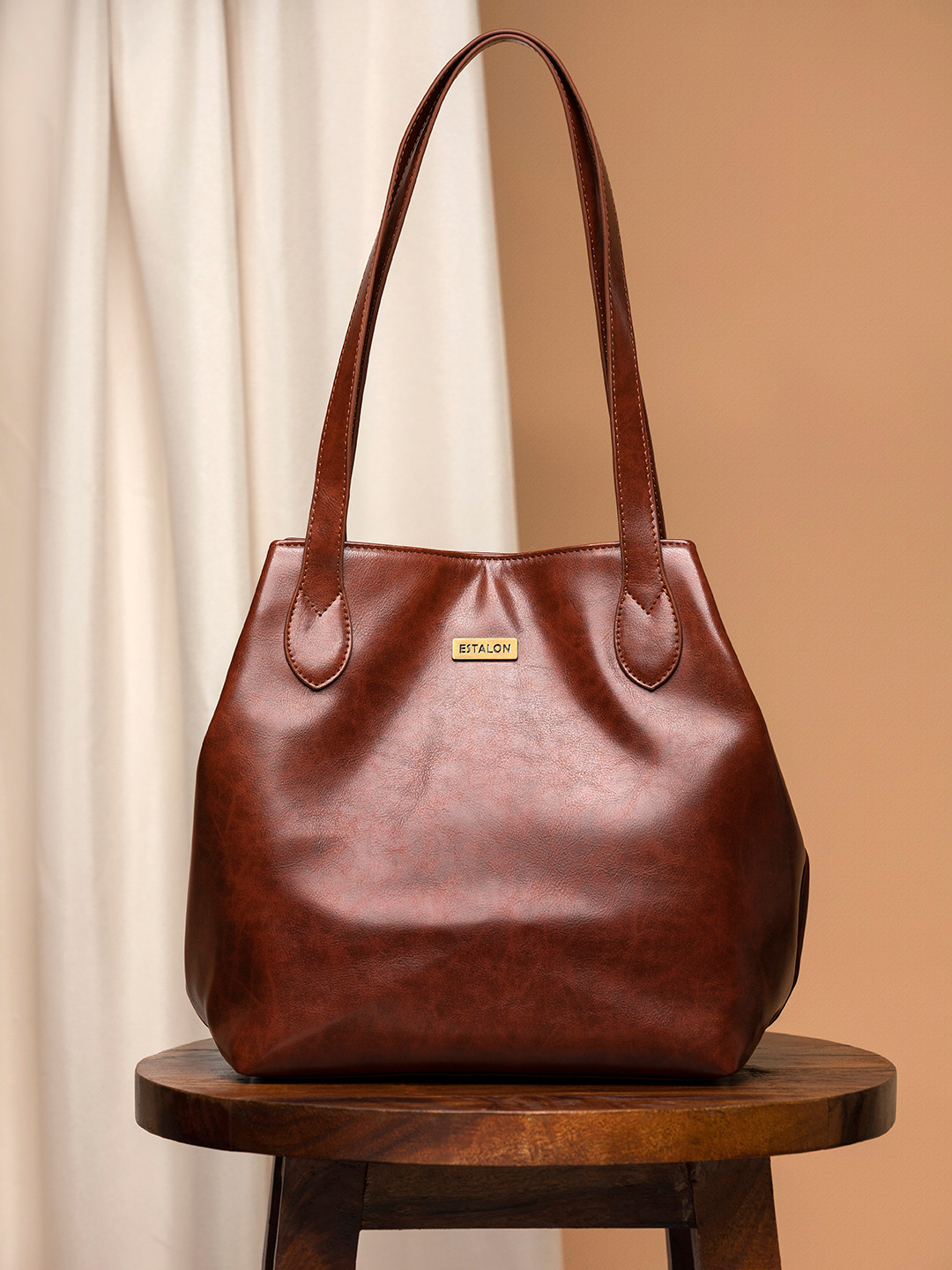 

ESTALON Structured Shoulder Bag, Brown