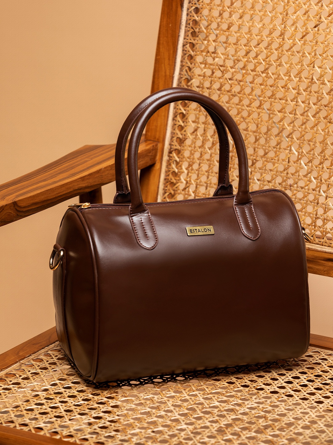 

ESTALON Structured Handheld Bag, Brown