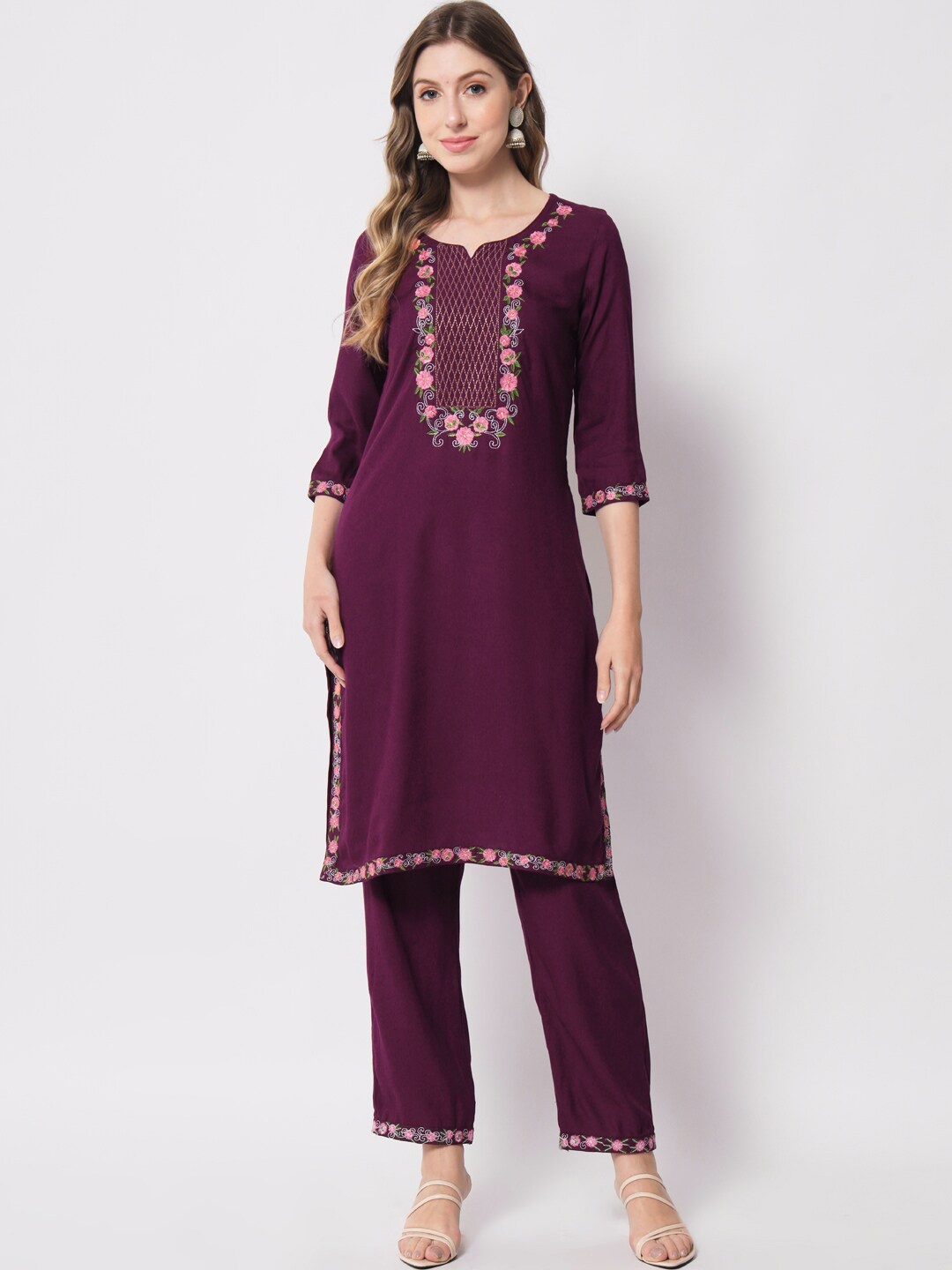 

ADORRO Women Floral Embroidered Kurta with Trousers, Purple