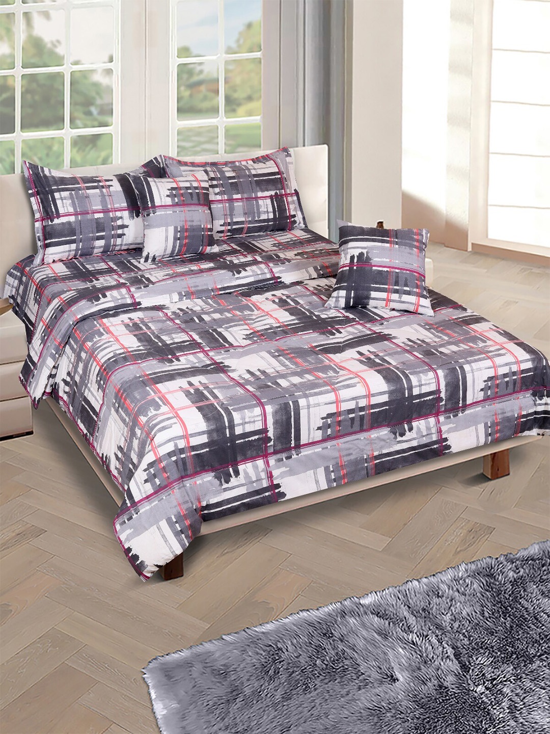 

ROMEE Grey & White Checked Cotton Double Queen Bedding Set With Pillow Covers