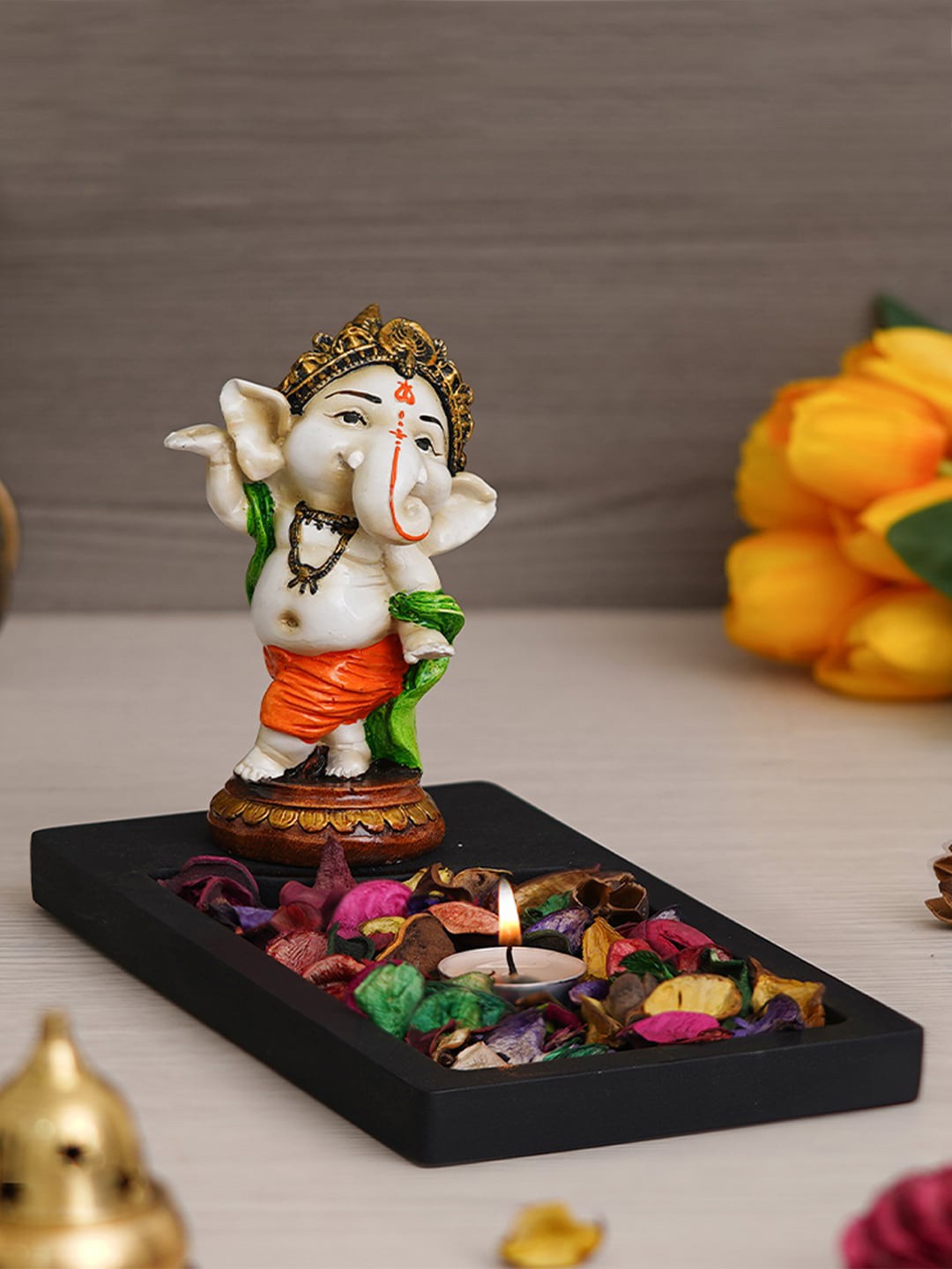 

eCraftIndia Black & White Baal Ganesha Dancing Idol Showpiece
