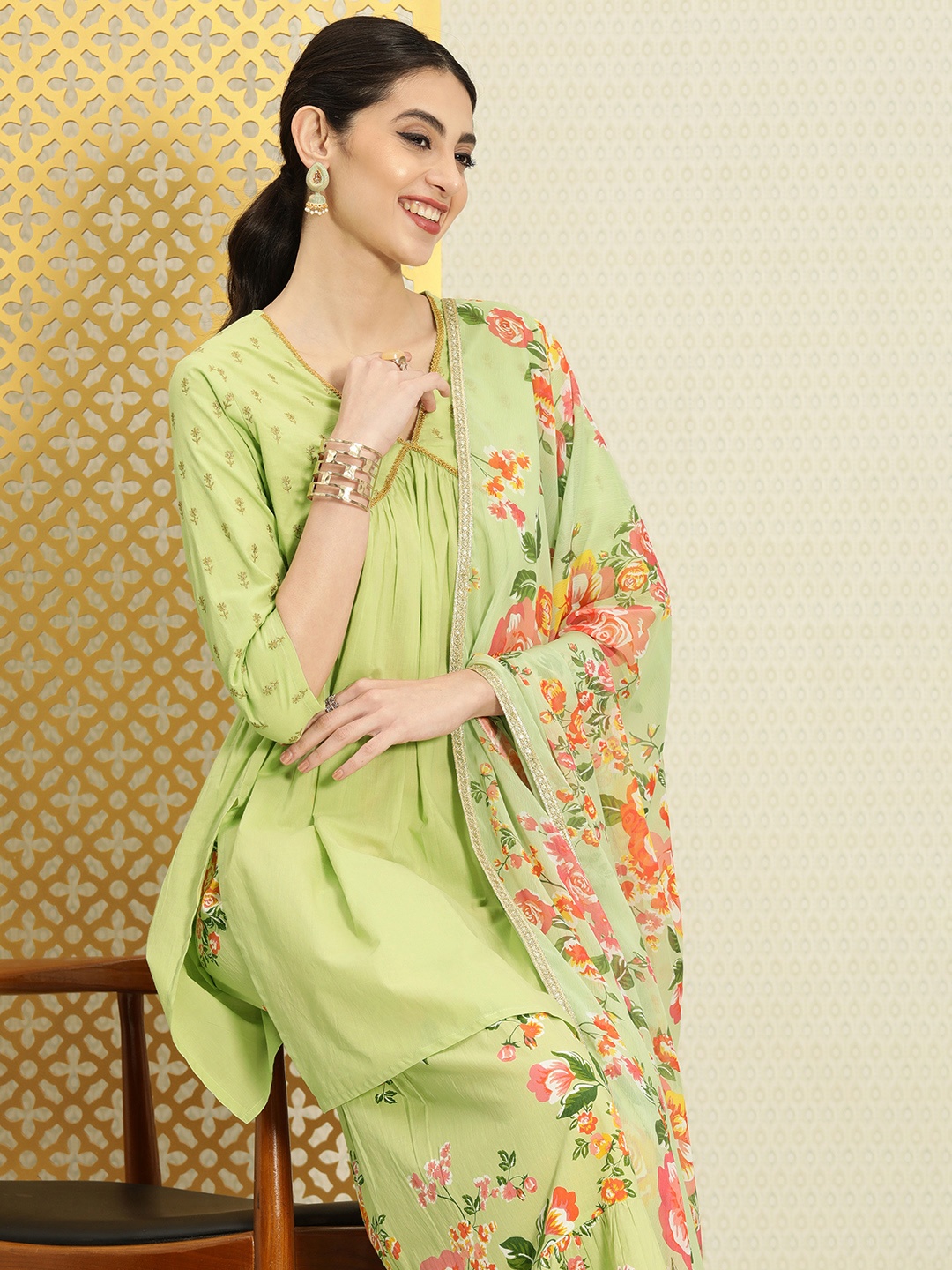 

House of Pataudi Women Pure Cotton Floral Empire Jashn Kurta with Sharara & Dupatta, Green