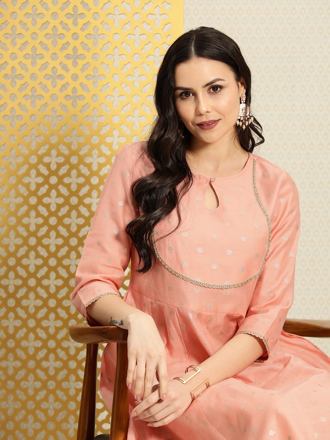 

House of Pataudi Women Pastel Ethnic Motifs Keyhole Neck Jashn Anarkali Kurta, Peach