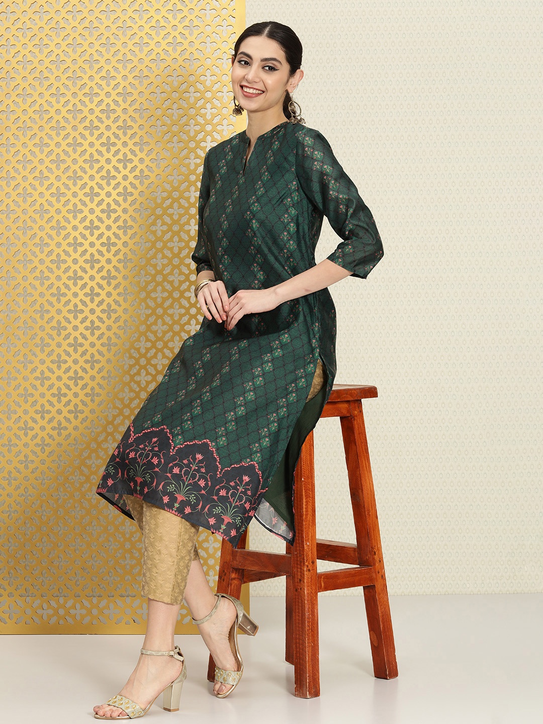 

House of Pataudi Jashn Floral Printed A-Line Kurta, Green