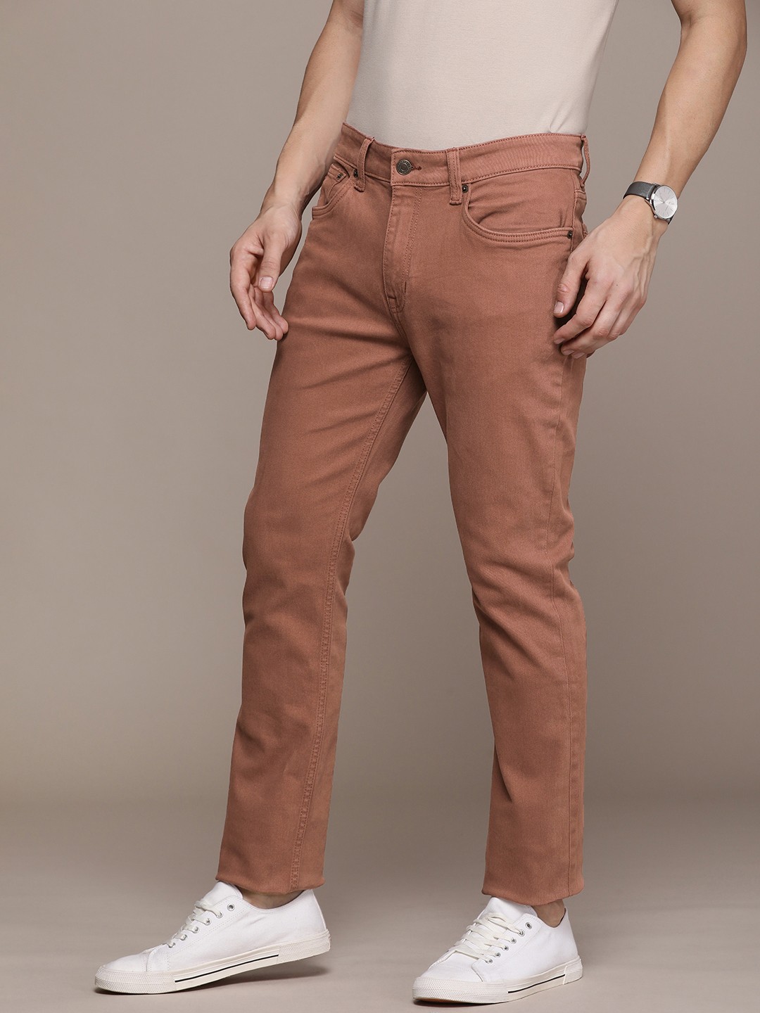 

French Connection Men Solid Slim Fit Stretchable Mid Rise Jeans, Brown