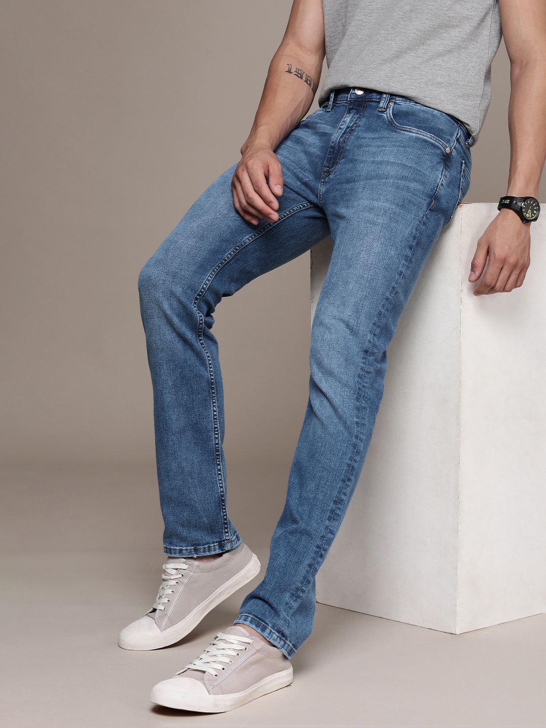 

French Connection Men Faded Jeans, Blue