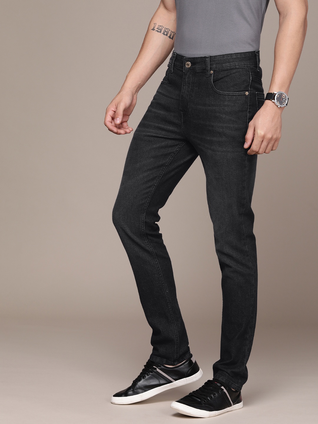 

French Connection Men Mid Rise Light Fade Stretchable Jeans, Black