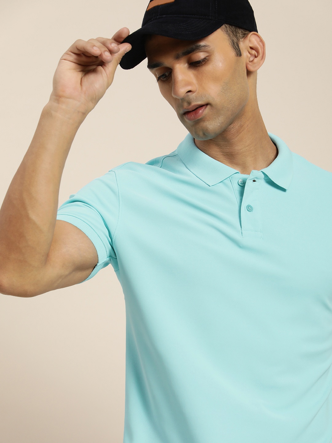 

INVICTUS Men Solid Polo Collar T-shirt, Blue