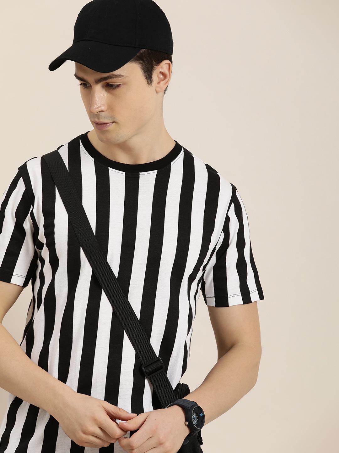 

INVICTUS Pure Cotton Striped Casual T-shirt, Black