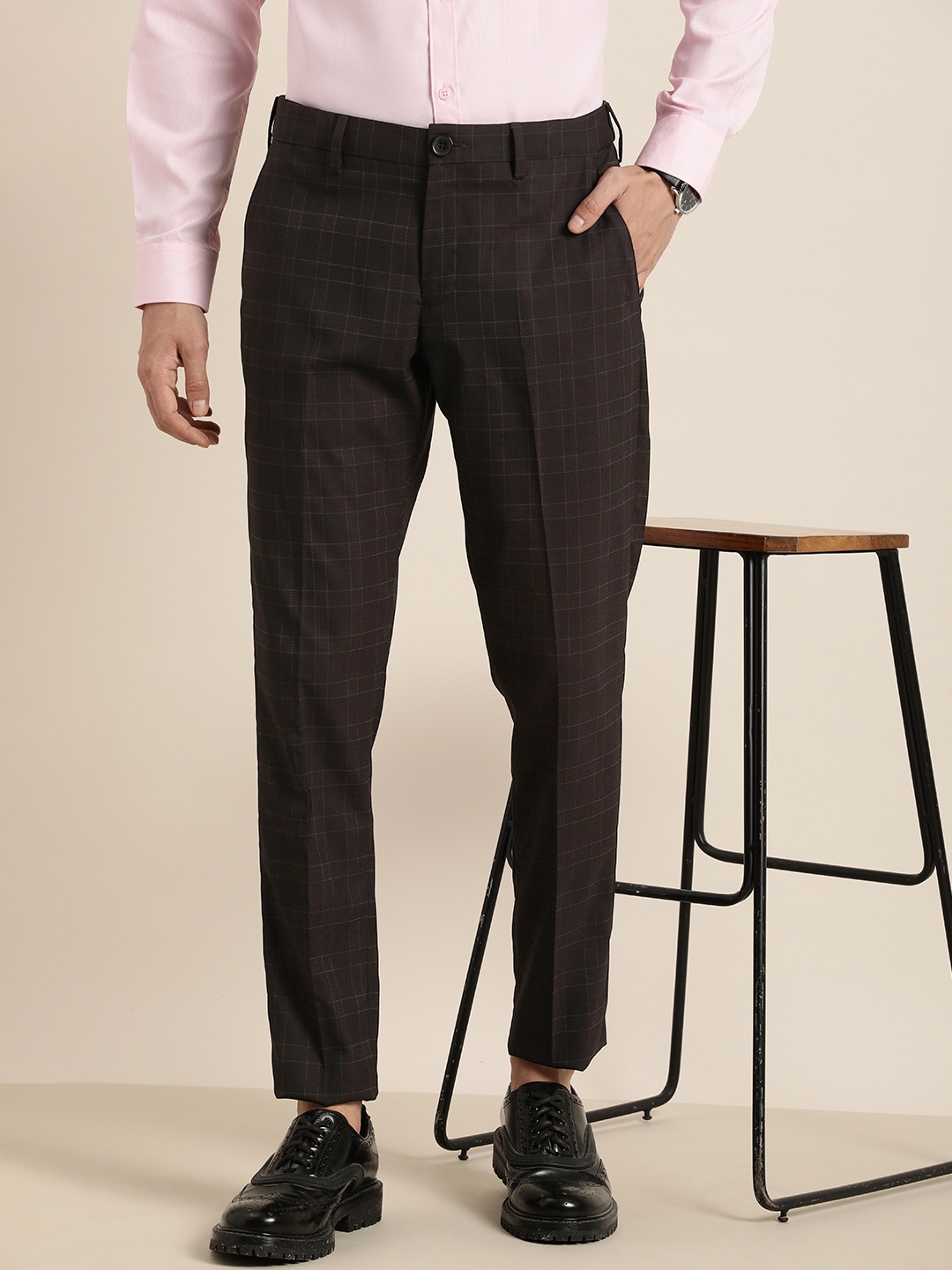 

INVICTUS Men Checked Slim Fit Smart Casual Trousers, Coffee brown