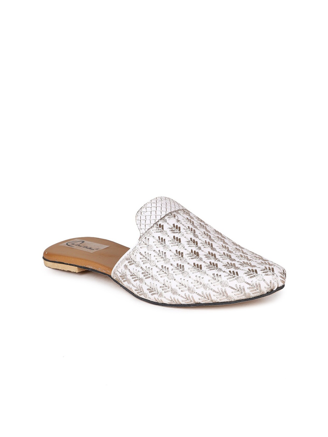 

The Desi Dulhan Women Embroidered Ethnic Mules, White
