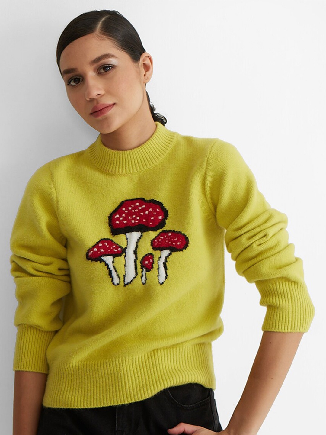 

COVER STORY Women Printed Pullover, Lime green