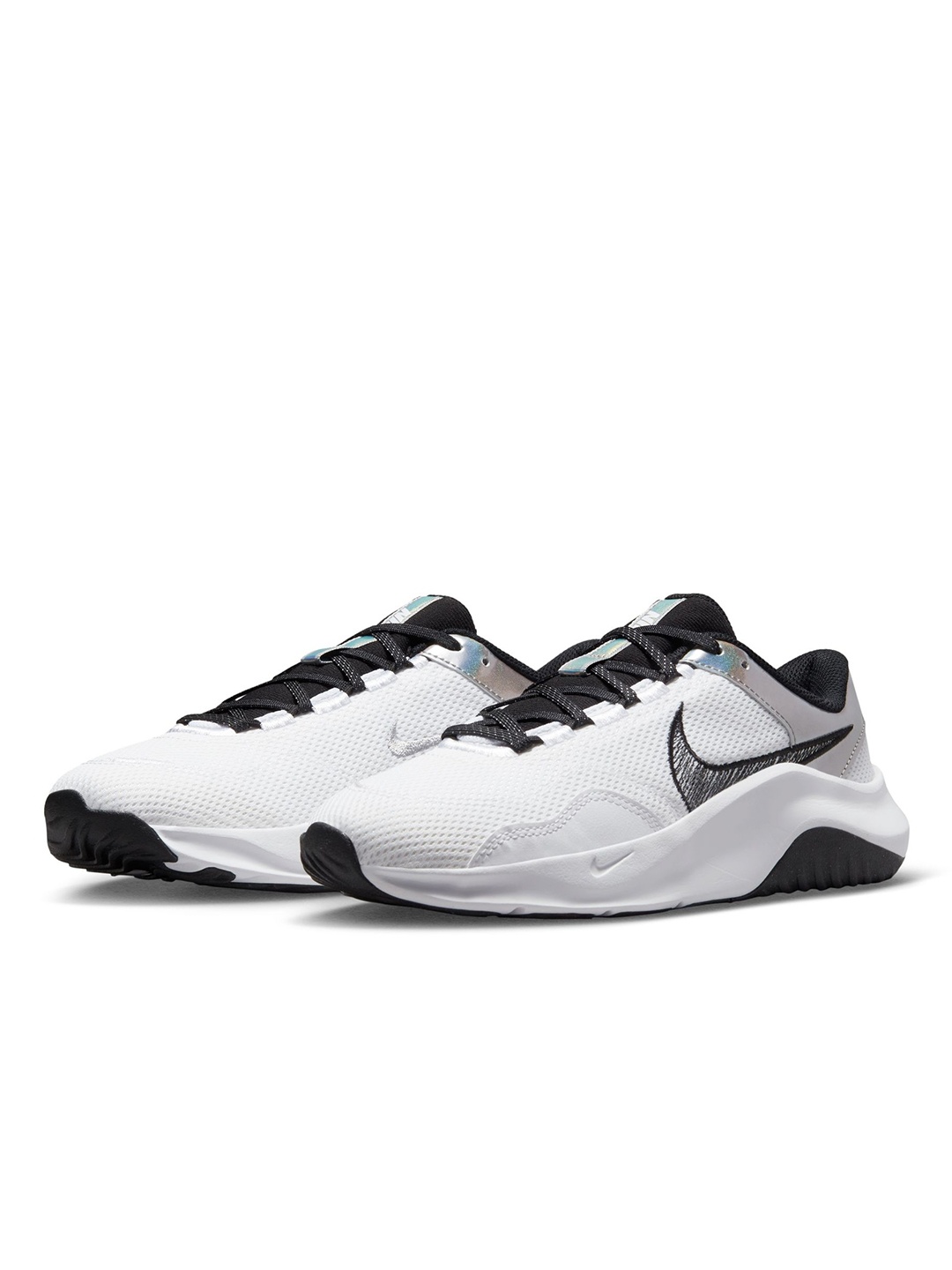 

Nike Women Solid Legend Essential 3 Next Nature Premium Training Or Gym Shoes, White