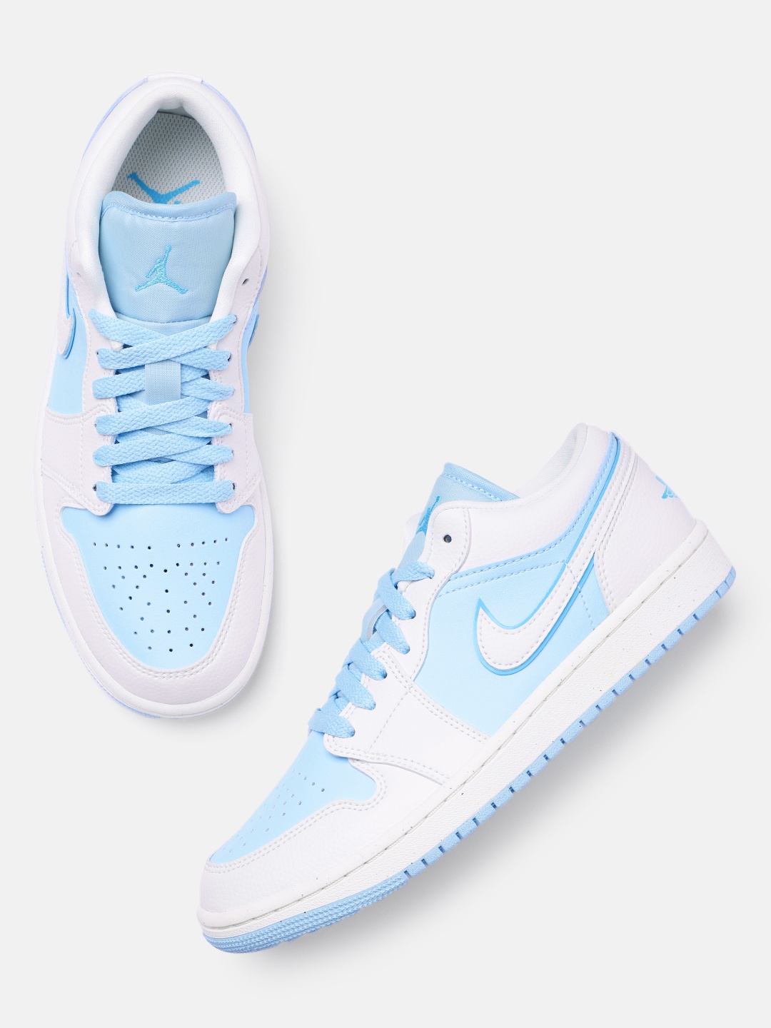 

Nike Women Air Jordan 1 Basketball Shoes, White