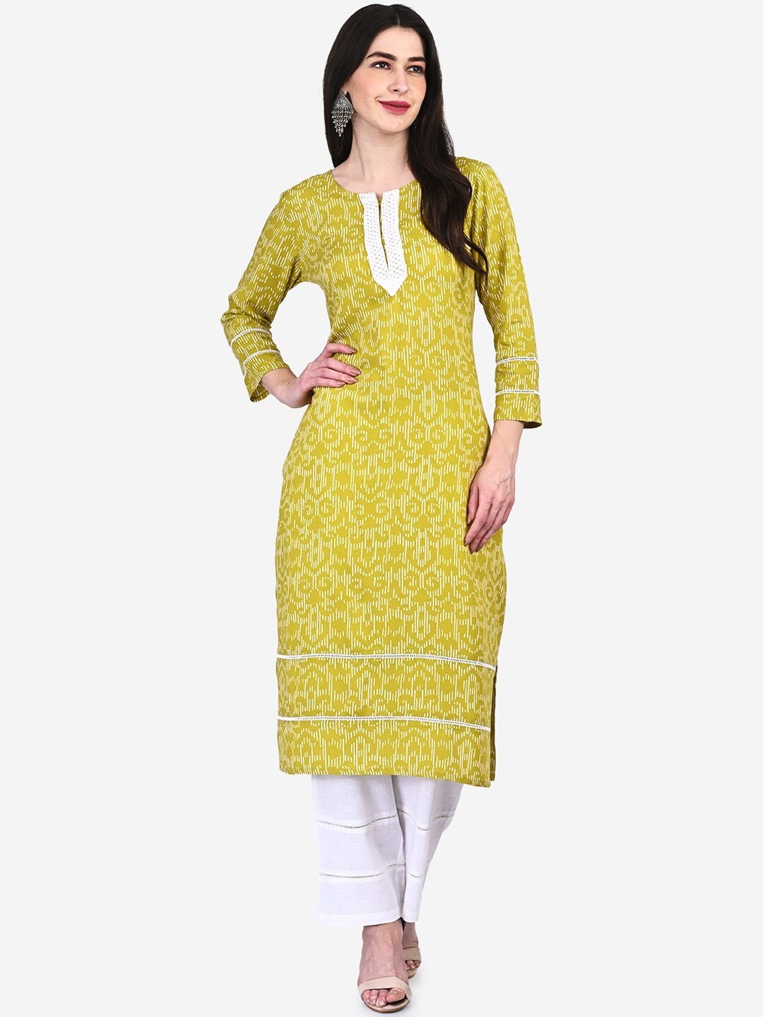 

Be Indi Women Round Neck Ethnic Motifs Straight Side Slits Regular Kurta, Green