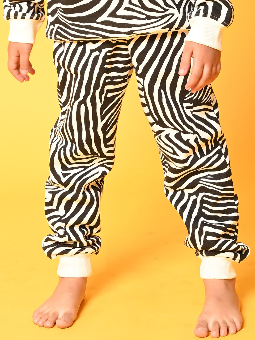 

Anthrilo Boys Animal Printed Relaxed High-Rise Easy Wash Joggers Trousers, White