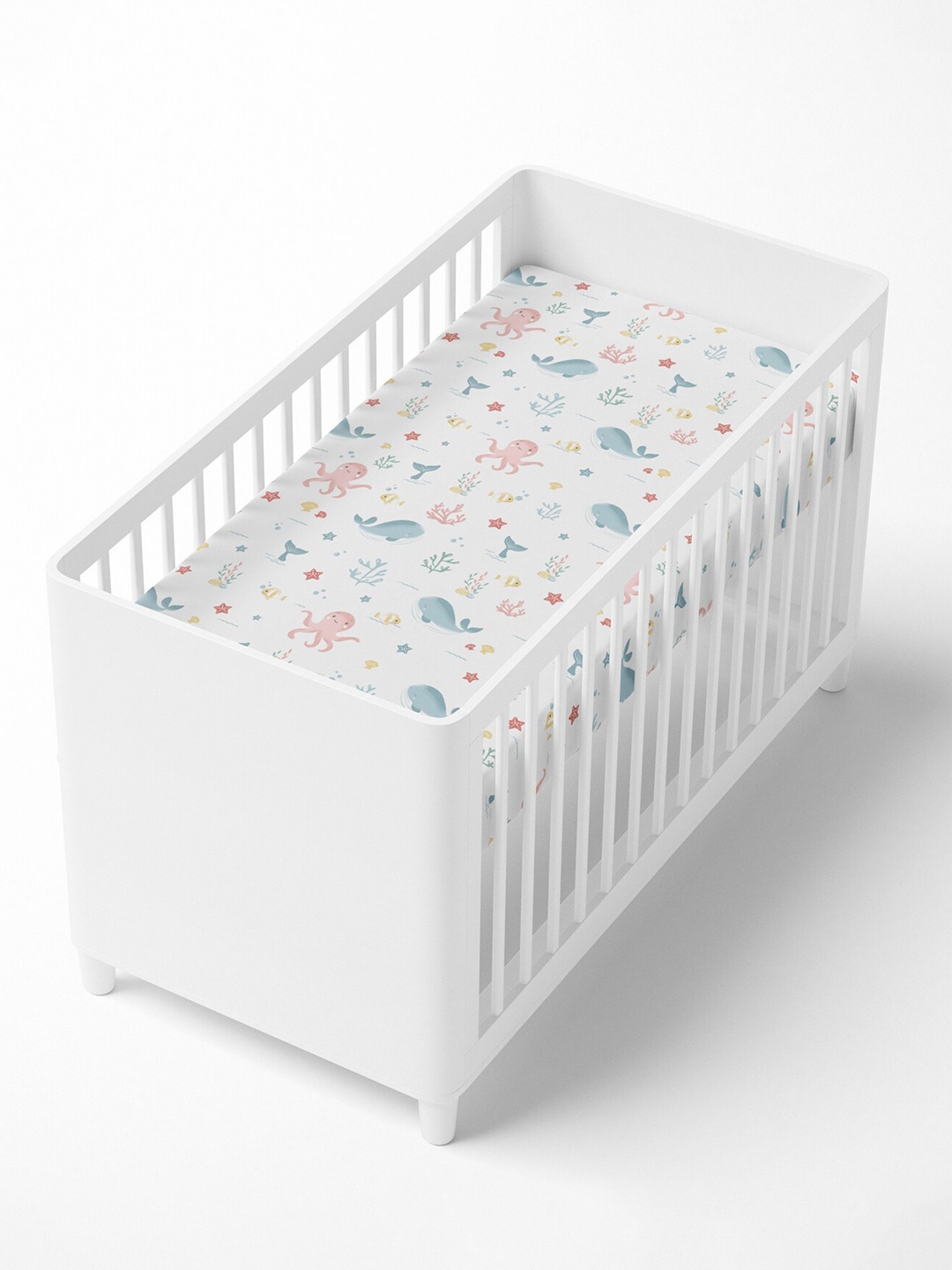 

haus & kinder White & Blue Graphic 186 TC Fitted Crib Pure Cotton Bedsheet