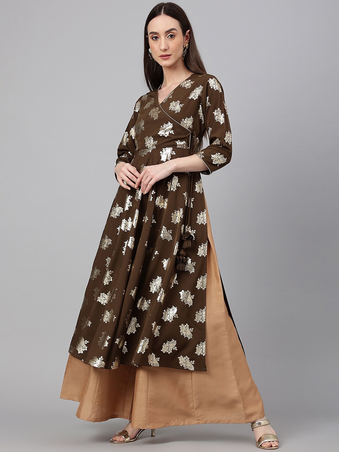 

Janasya Floral Printed Angrakha Crepe Kurta, Brown