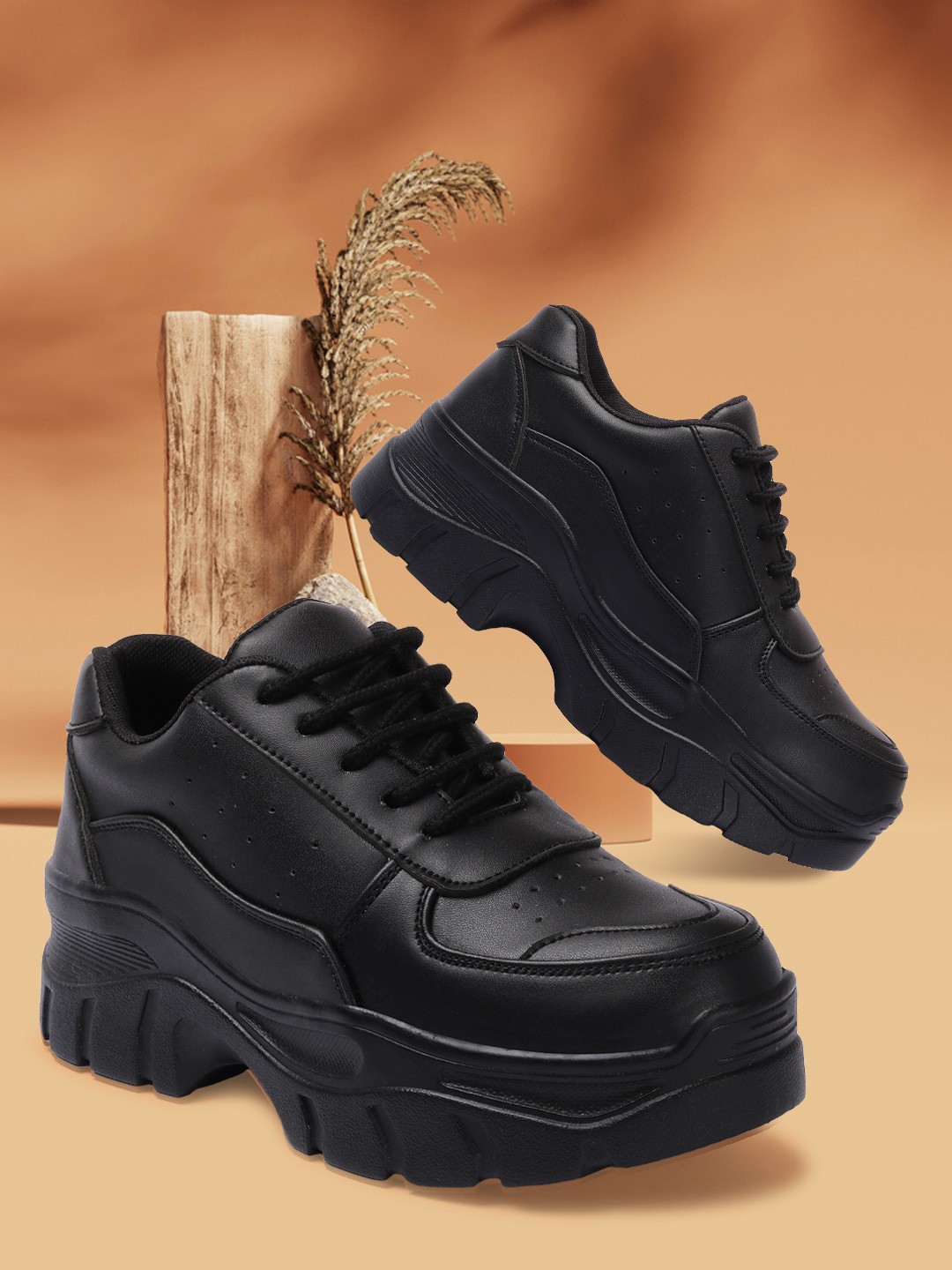 

VENDOZ Women Lace Up Sneakers, Black