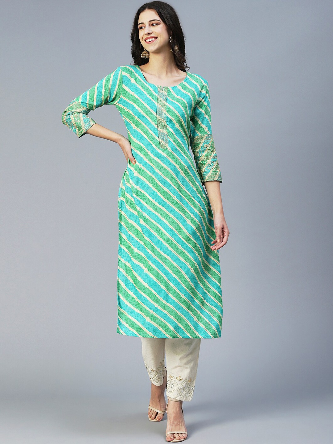 

FASHOR Striped Round Neck Kurta, Green