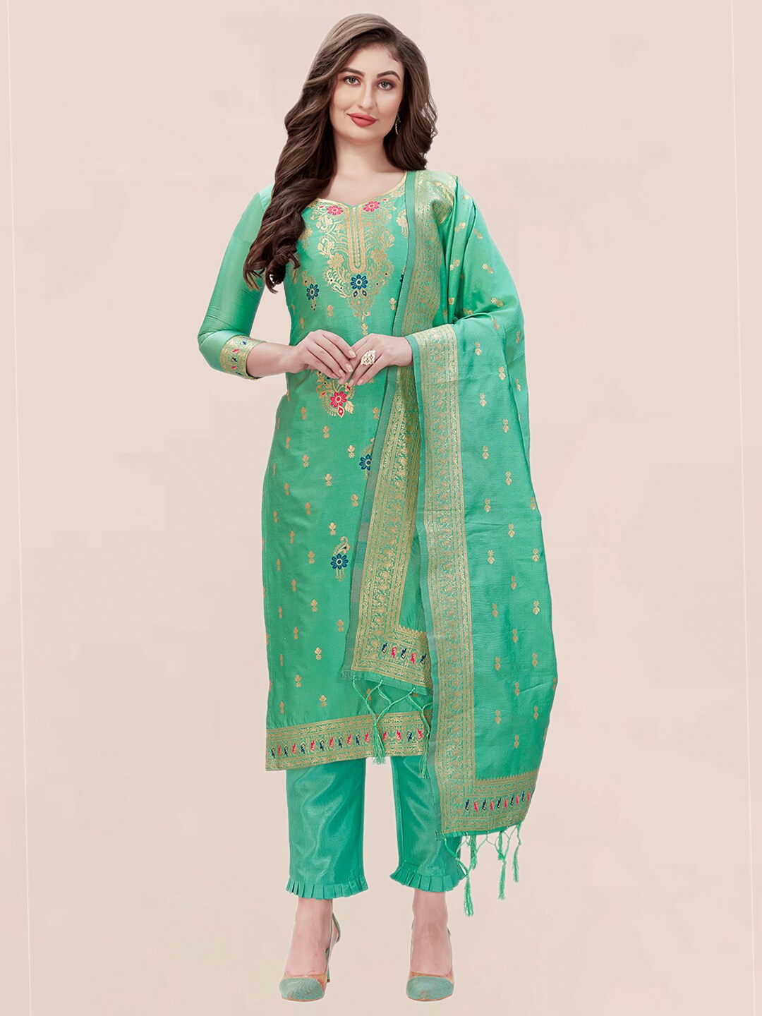

Nivah Fashion Green & Gold-Toned Embroidered Unstitched Dress Material