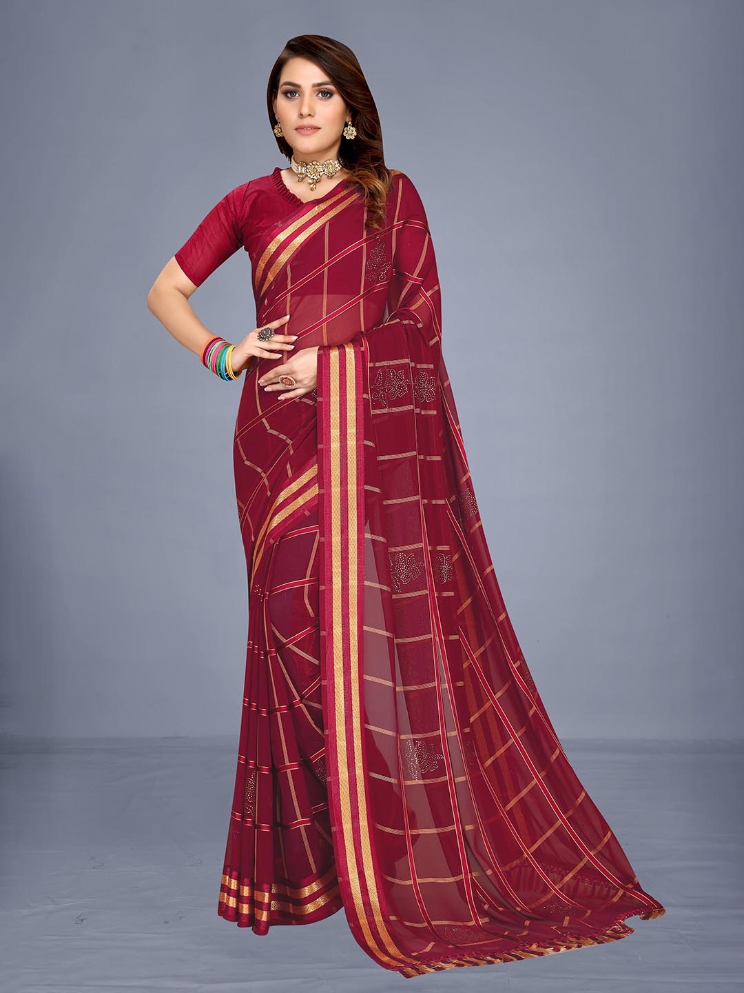 

VENISA Magenta & Gold-Toned Checked Beads and Stones Saree